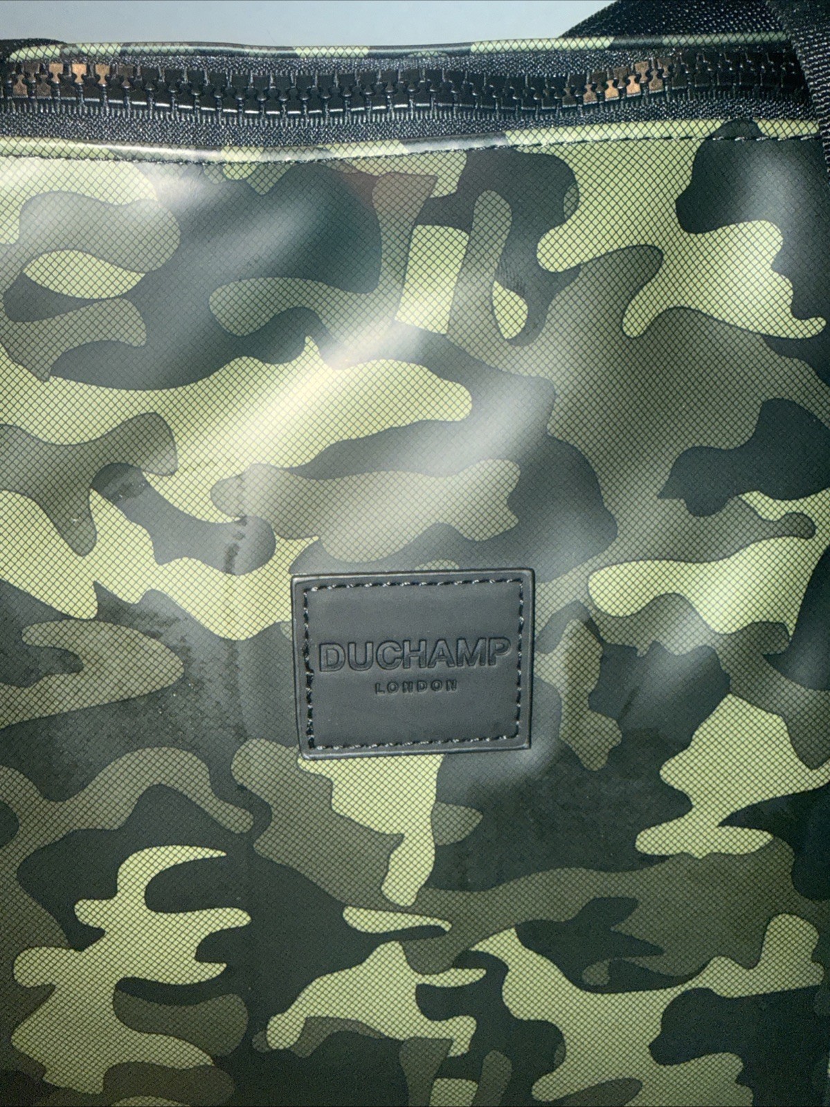 Duchamp Rubberized Camo Tote Duffle Bag Carryall Travel Gym Weekender USB cable