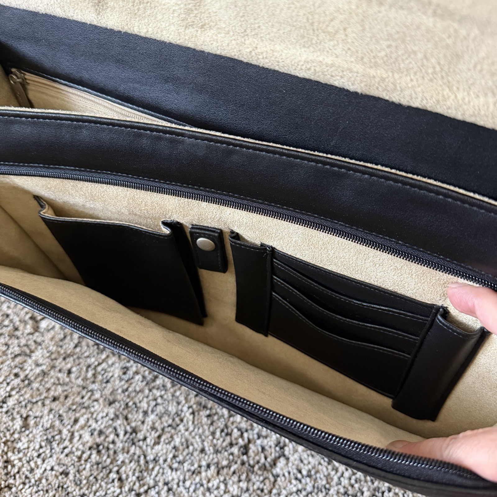 Toppers Black Briefcase/Document Case Push Lock Zip Top Handle Inner Pockets