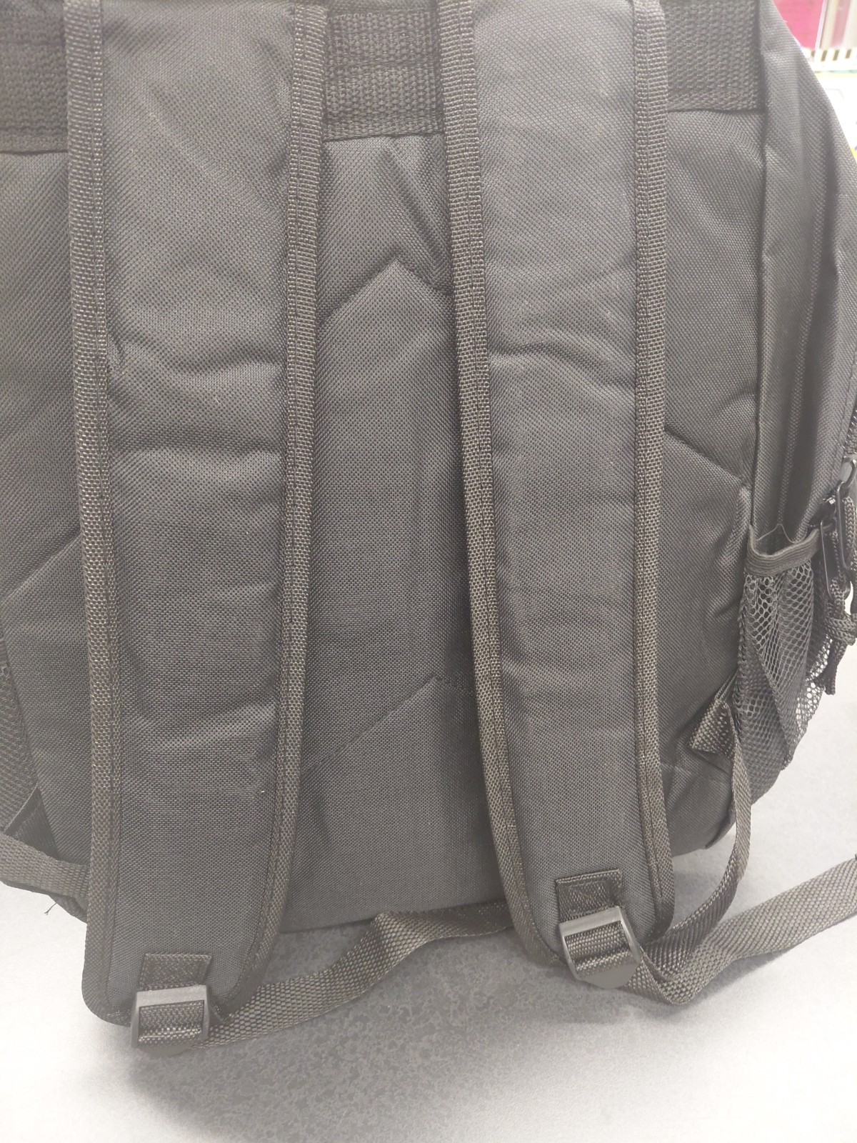 Back pack Eclips USA 17′ black 2 Pockets 2 zipper pockets T-735