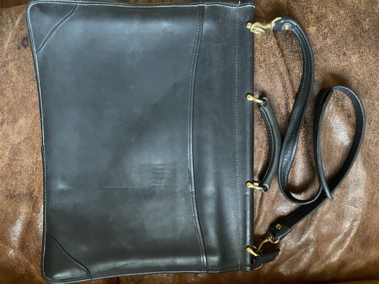 Vintage Schlesinger Full Grain Cowhide Leather 17” Briefcase Shoulder Bag USA
