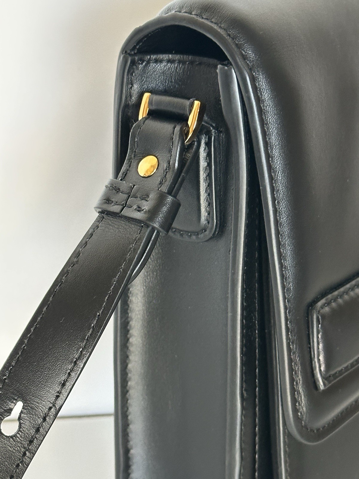 Versace Medusa Biggie Black Vertical Crossbody Leather Bag 1017068 NWT $1450