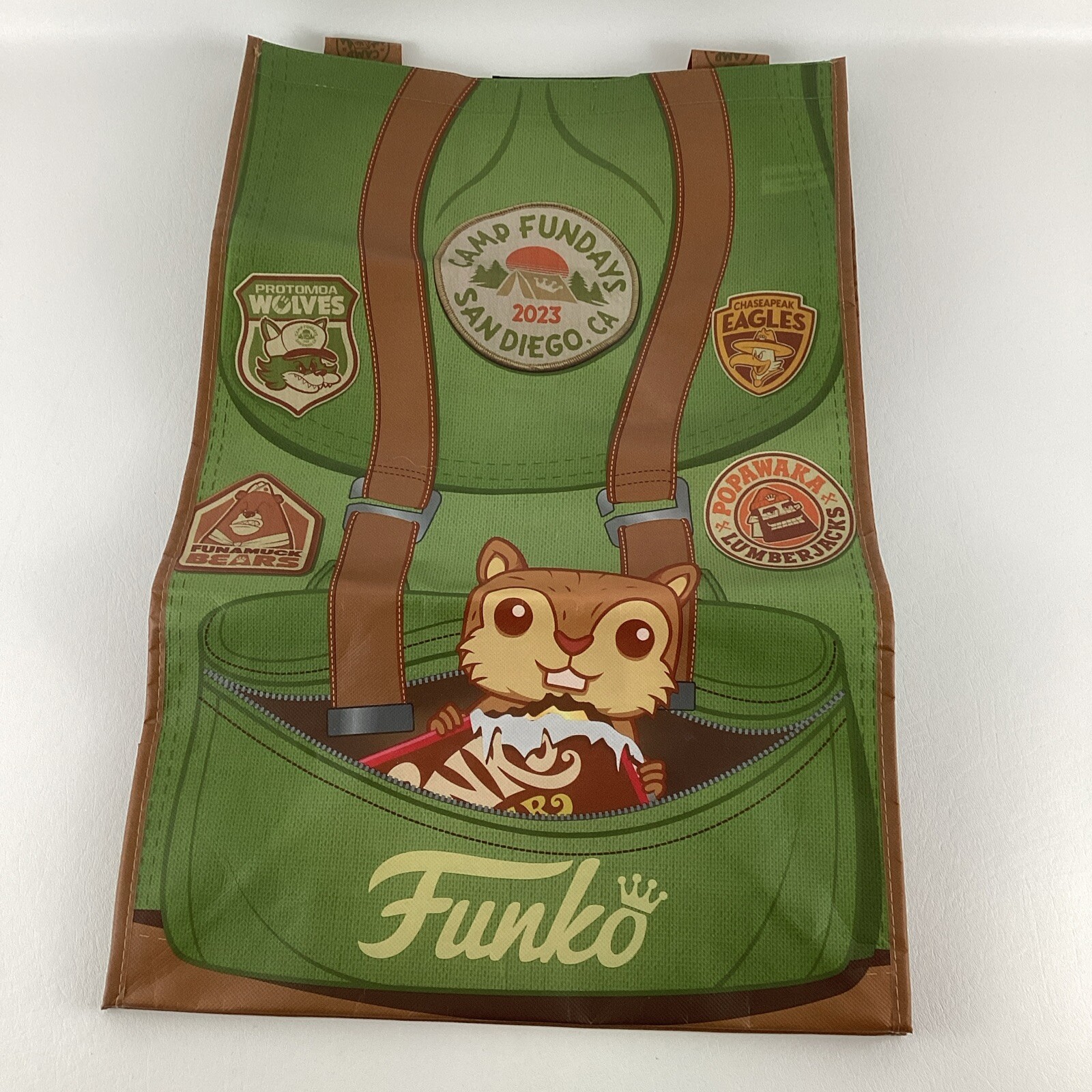 Funko Pop Chaseapeak Eagles Camp Fundays Gift Pack Hat Badge Lanyard Backpack