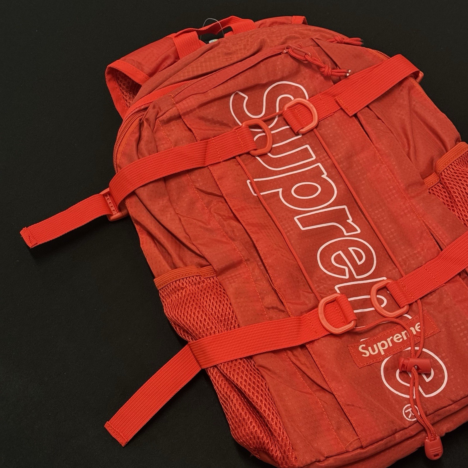 Supreme Backpack Red FW18 Adjustable Breathable Mesh Condura Clip Zip Backpack