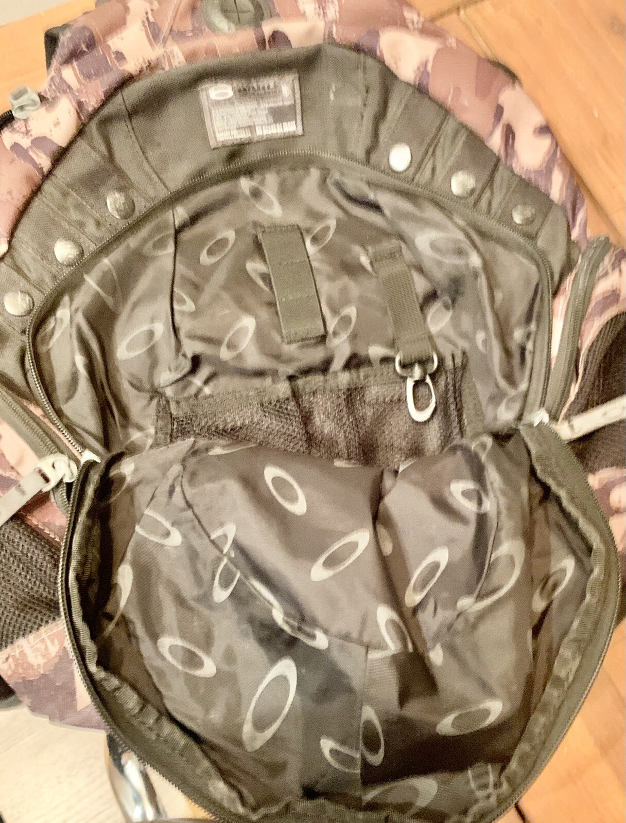 OAKLEY TACTICAL FIELD GEAR BACKPACK Camouflage