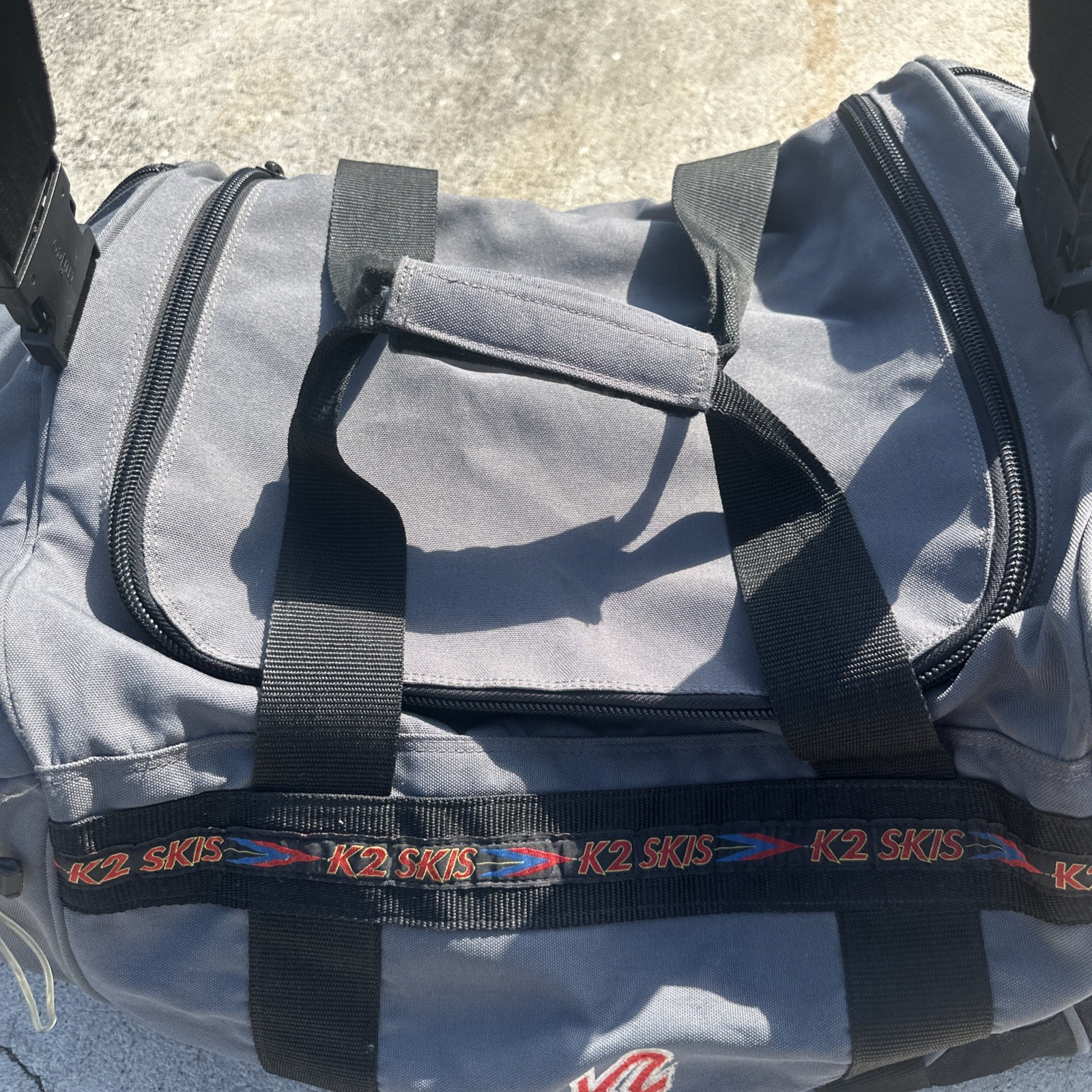 Vintage K2 Large Duffle Travel Bag Gray Ski Snowboard Snow Strap Handle *FLAWS*