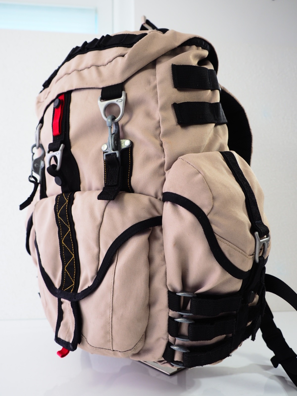Oakley AP Pack 1.0 Tactical Field Gear Backpack Rucksack Bag Beige Sand
