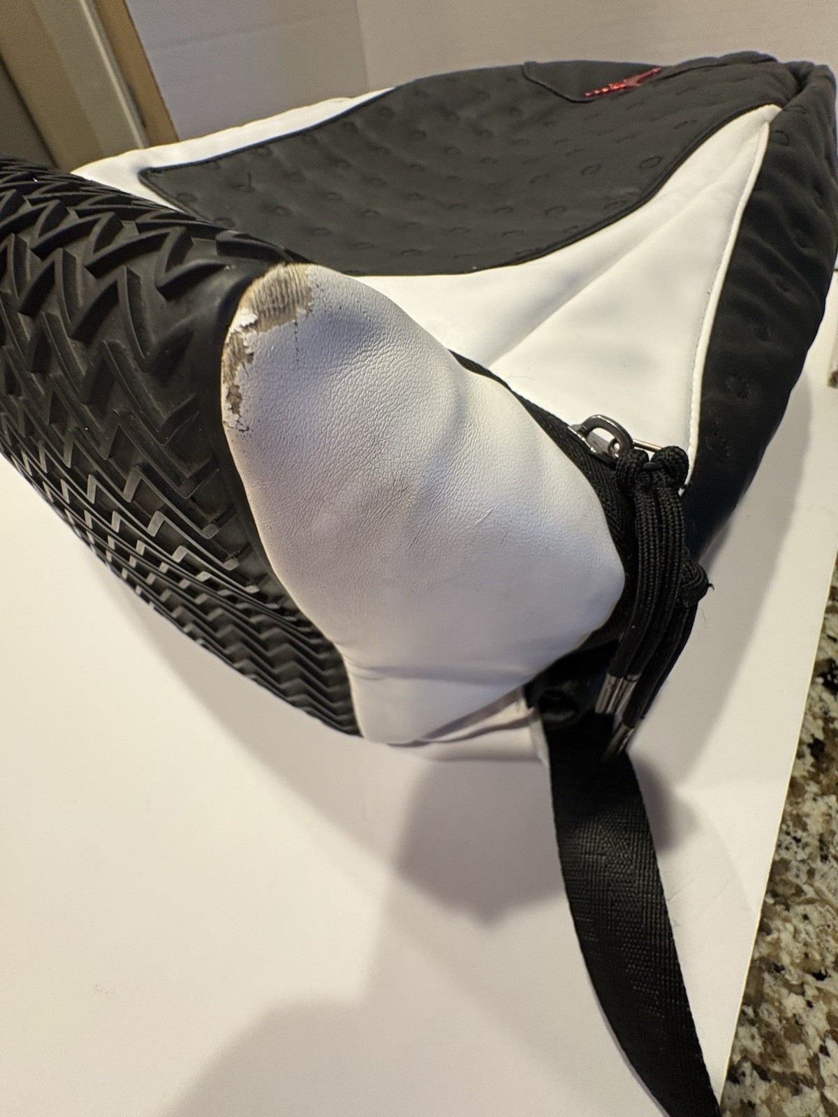 NIKE Air Jordan Retro 13 Backpack White/Black 9A1898-210