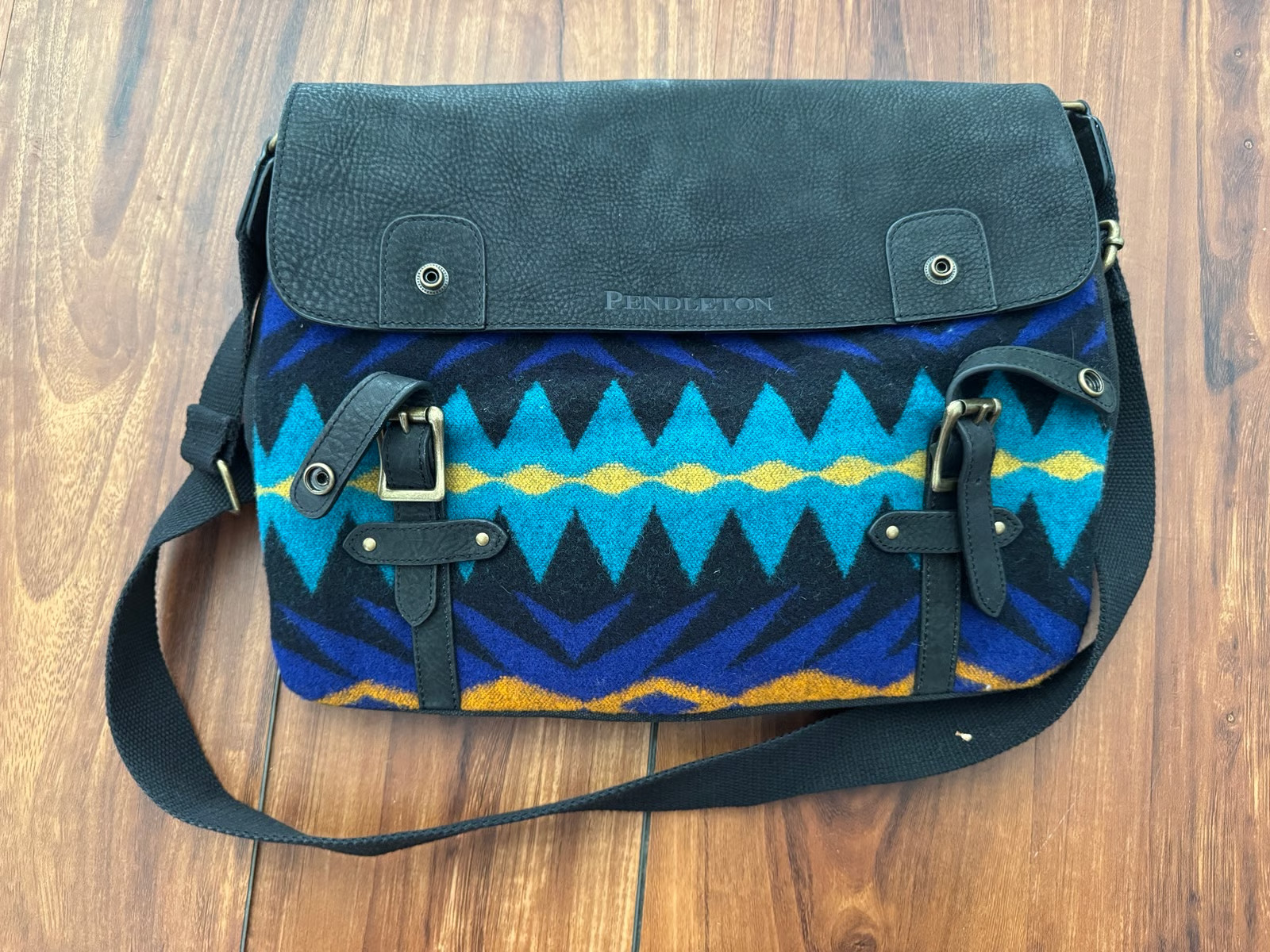 Pendleton Messenger Bag