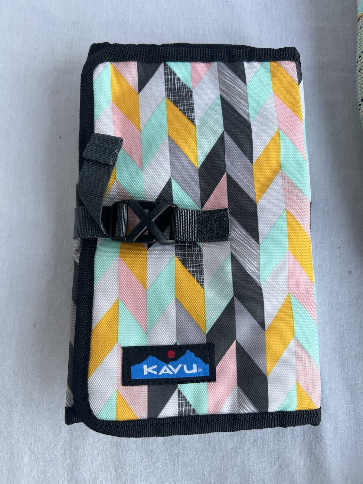 Kavu Rope Sling Back Pack W Adjustable Rope Shoulder Strap & Pencil Pouch Bag