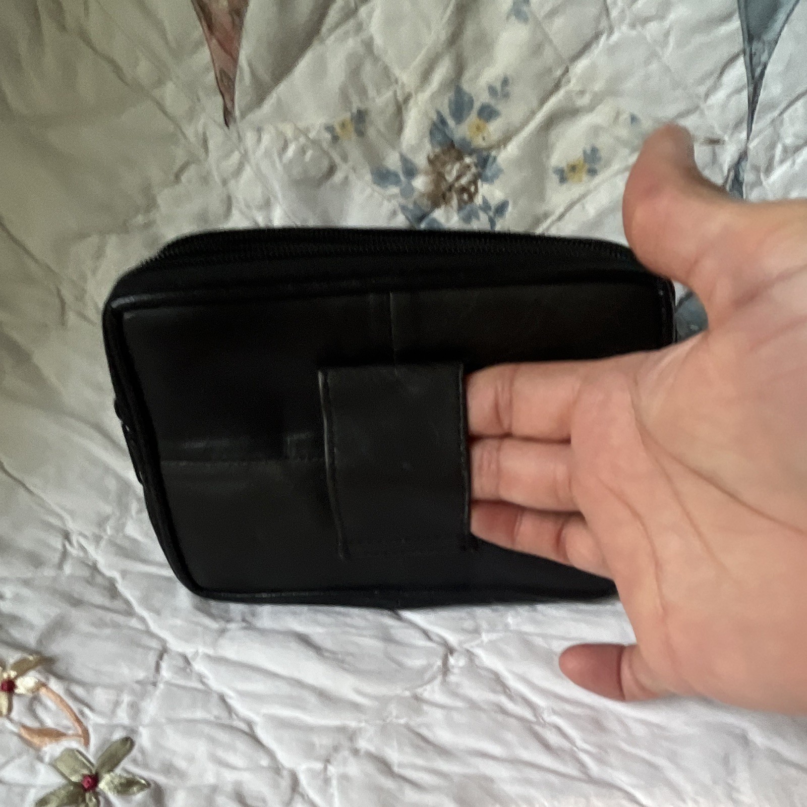 Men’s Black Zip Pouch Bag w/ belt Strap & Outer Pockets without strap