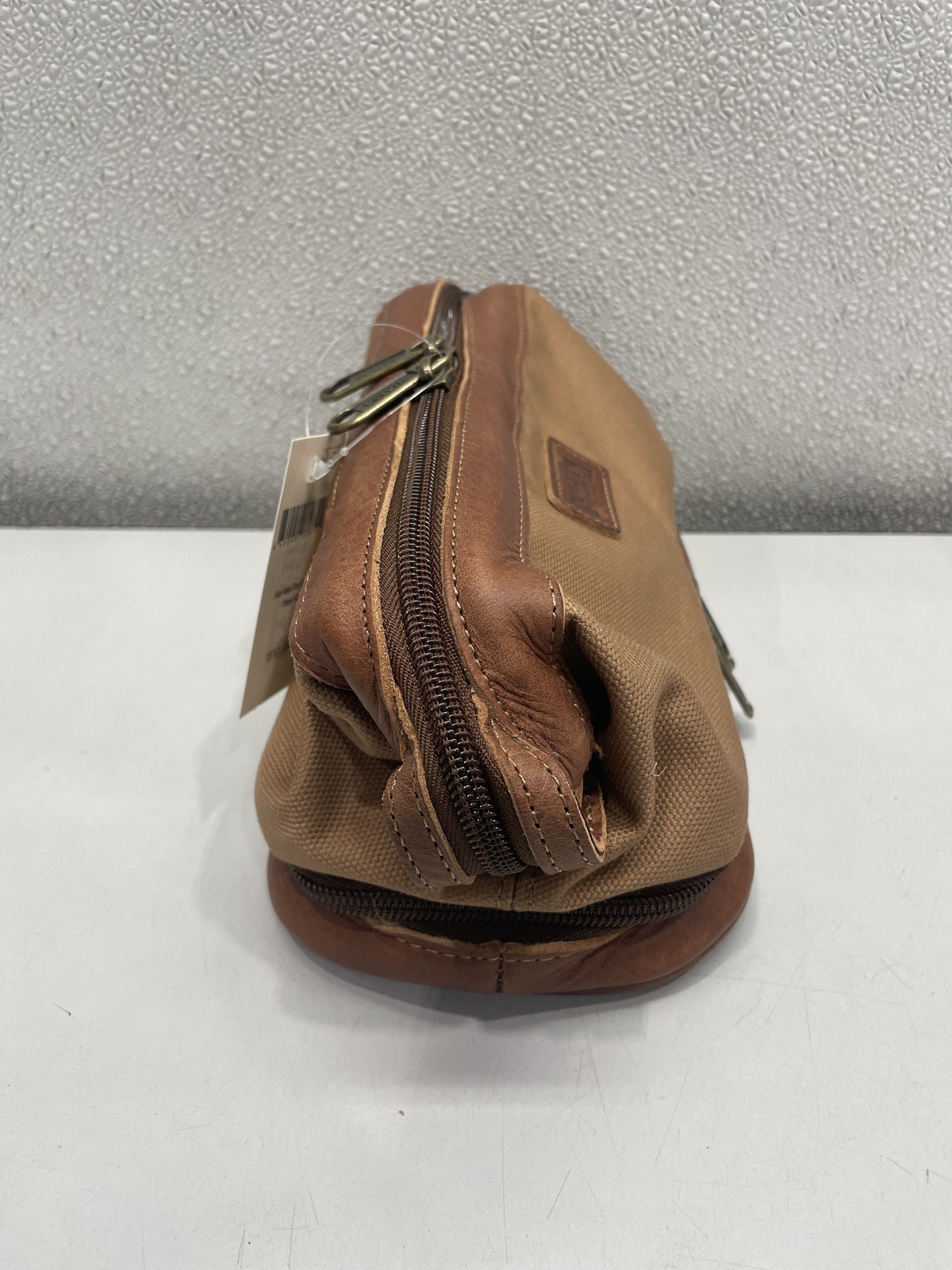 Duluth Trading Fire Hose Drop Base Travel Kit, Brown