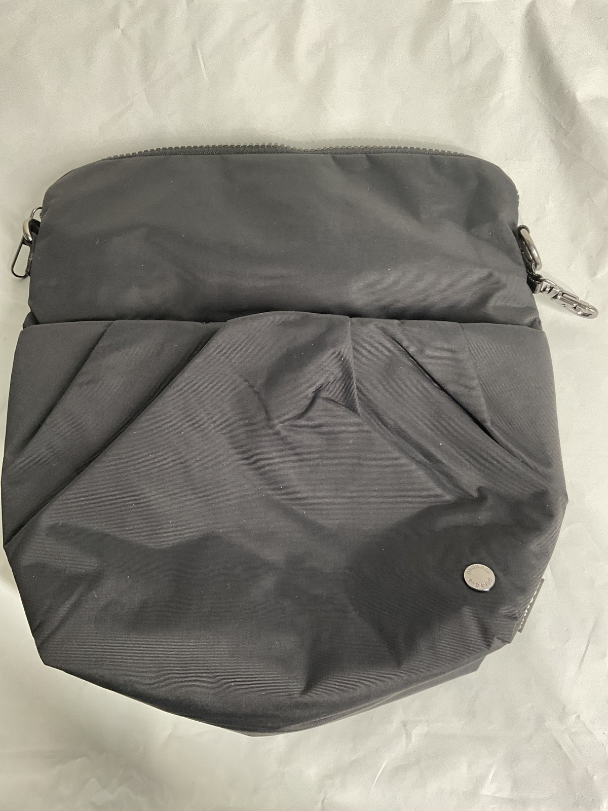 Pacsafe CX Convertible Crossbody Econyl Black One Size U1