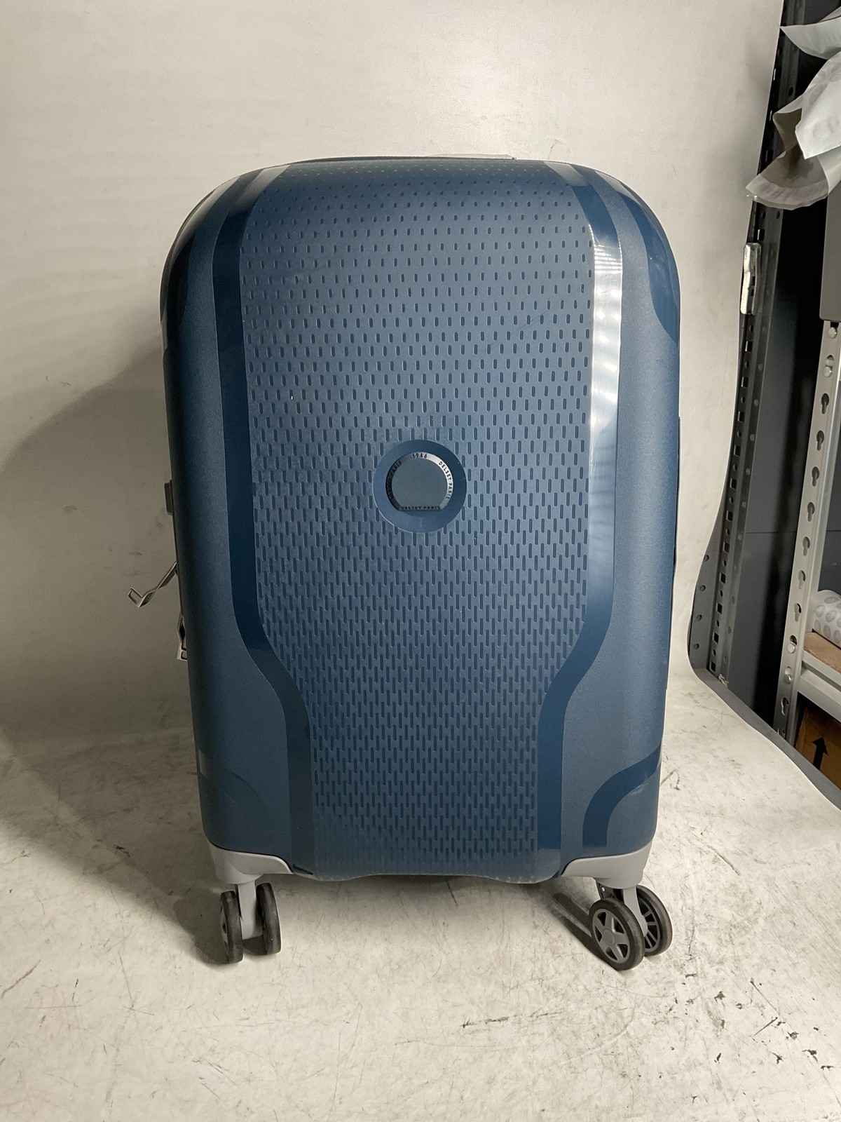 DELSEY Paris Clavel Hardside Expandable Luggage with Spinner Wheels 19 Inch U23
