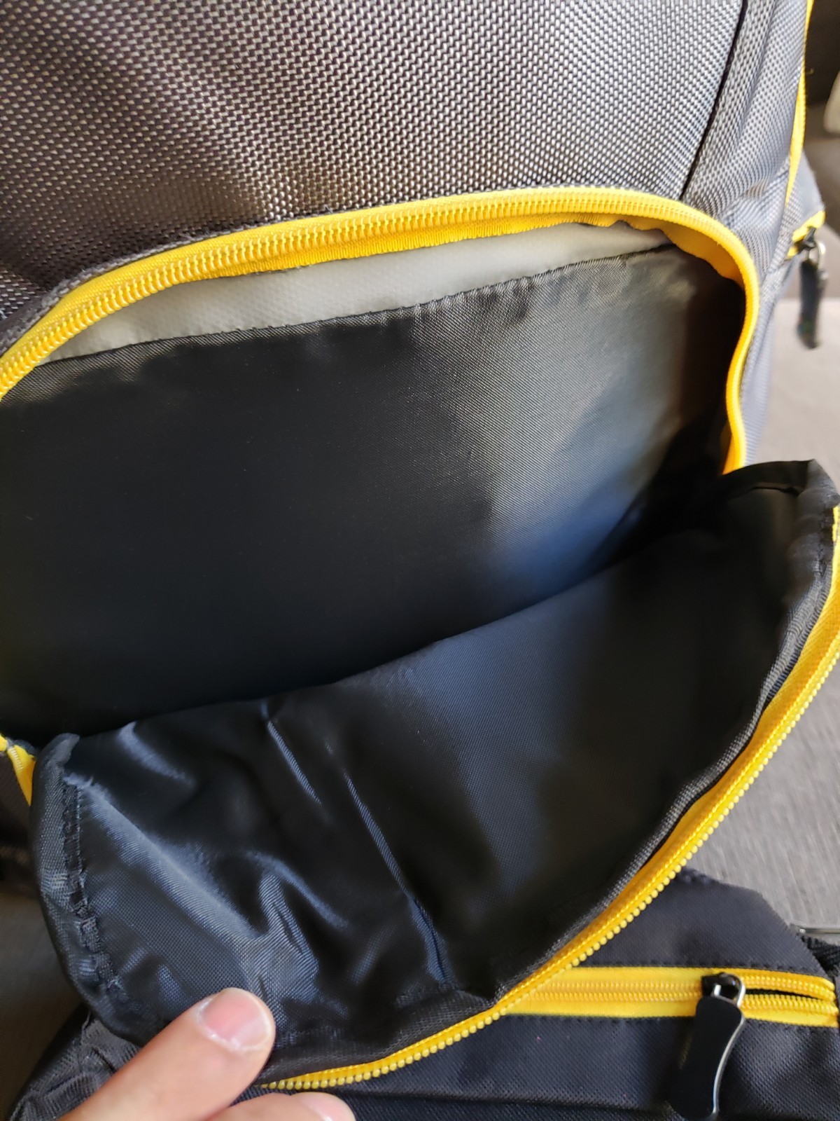 Vintage Microsoft Computer Laptop Backpack W/ Clip In Bag Grey Yellow READ DESC.