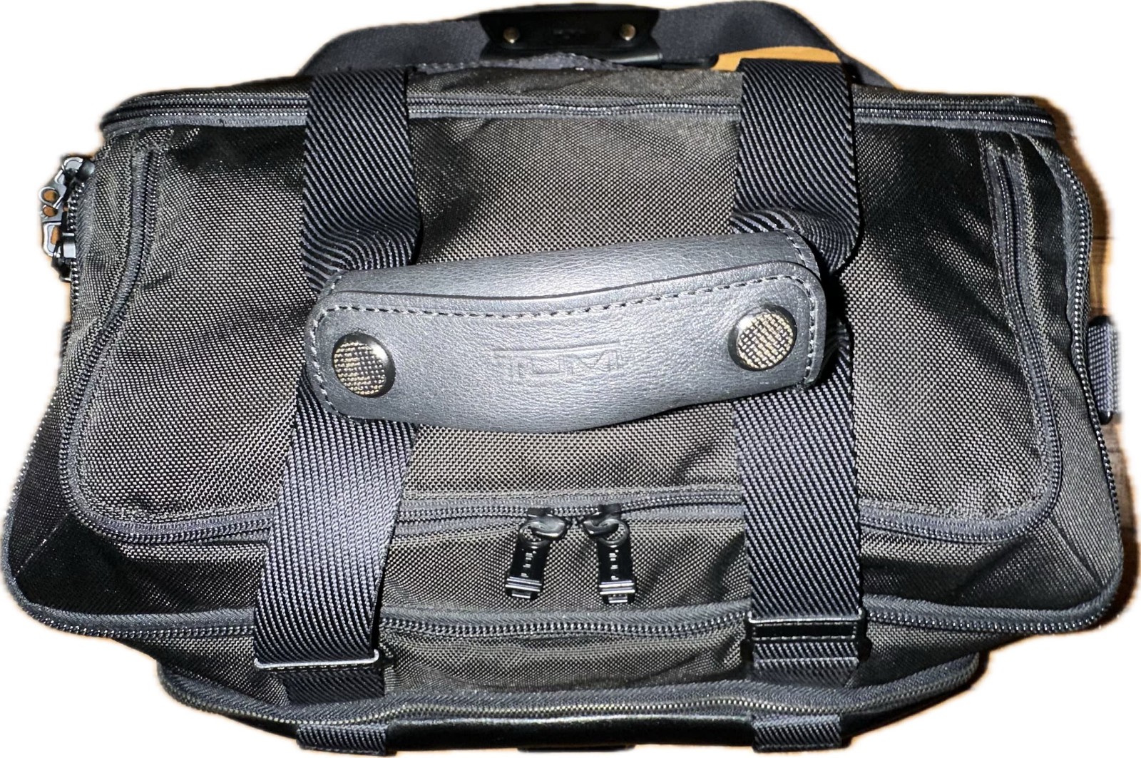 Tumi McCoy Gym Bag Alpha Bravo Black Ballistic Nylon Shoulder Duffel Duffle READ