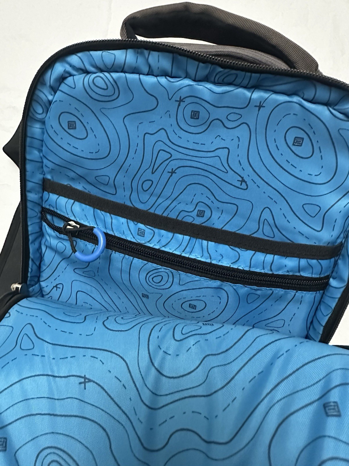 fūl Grey Messenger Bag Tablet Crossbody Shoulder Travel Tech Bag Blue Topo