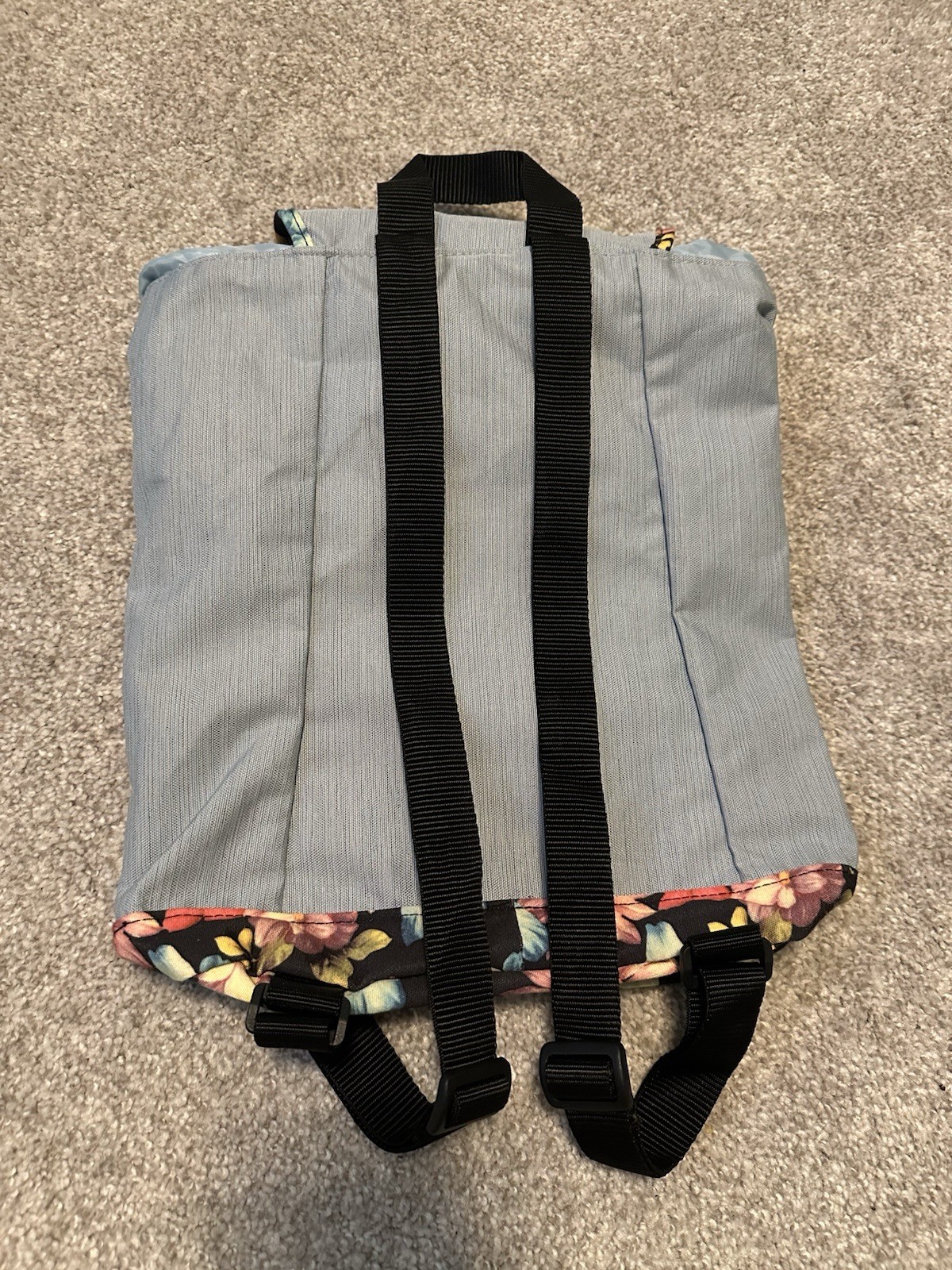 JanSport Backpack Abbie Drawstring Grey Gray Floral Garden Cute Backpack