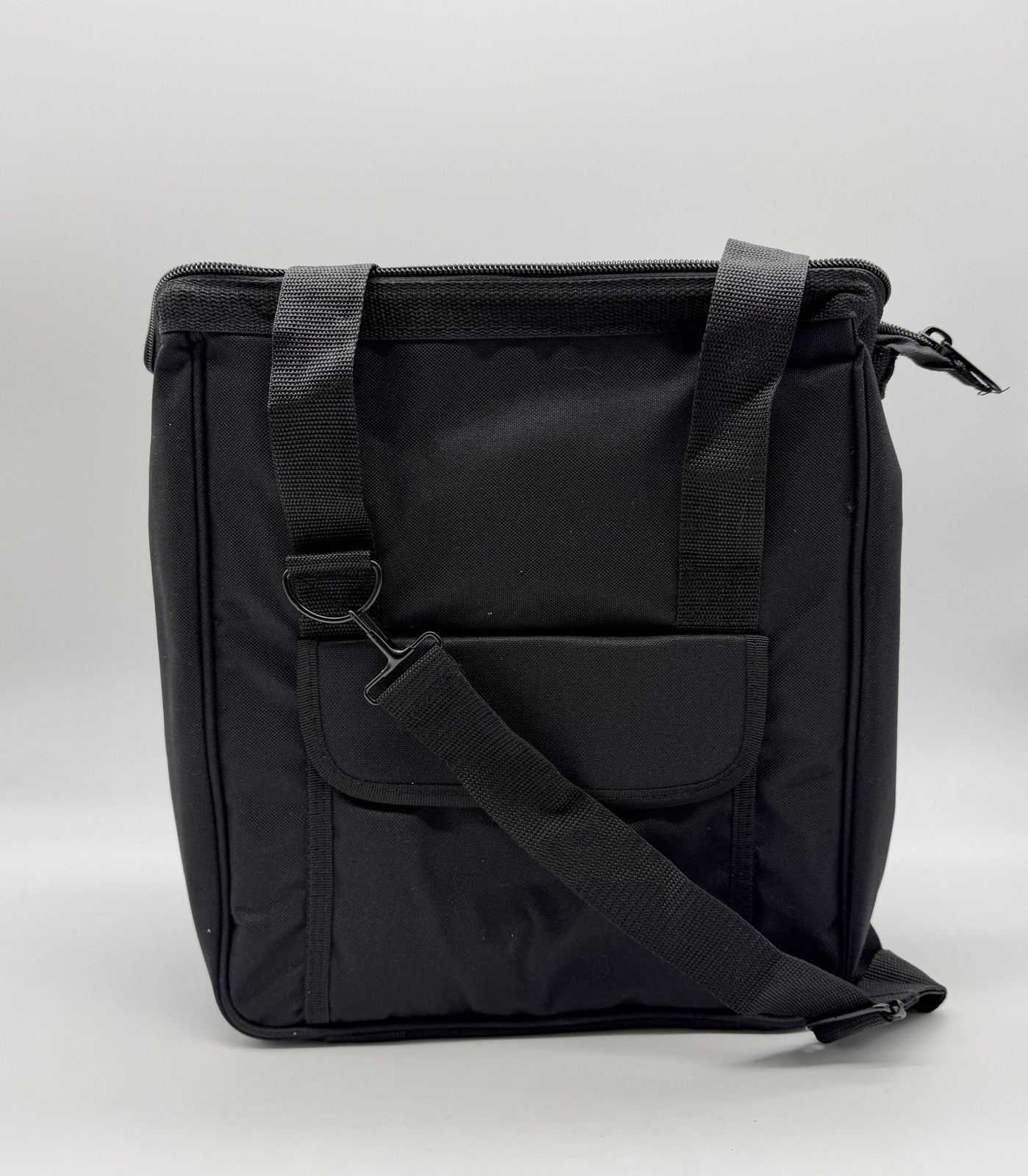 FREEMAN 13″ Heavy Duty padded toolbag with removable shoulder strap – Black
