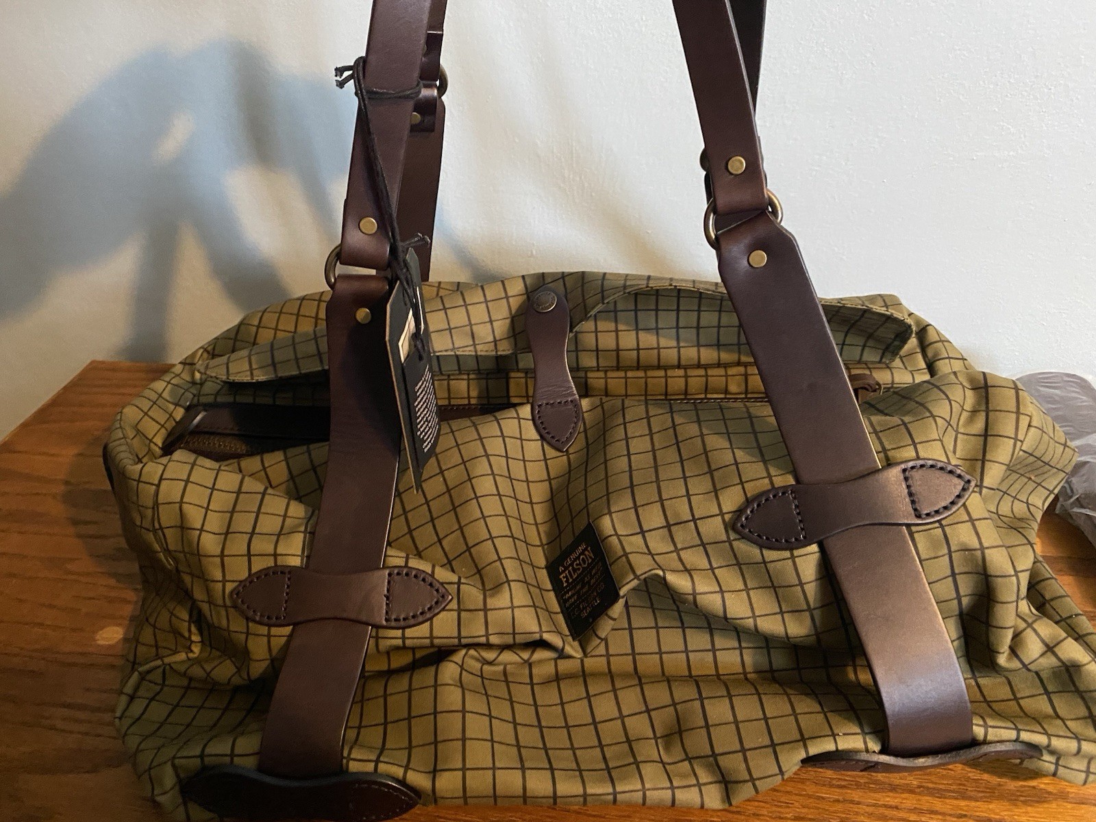 FILSON OIL FINISH TIN CLOTH DUFFLE FLYWAY GREEN MEDIUM SIZE NWT