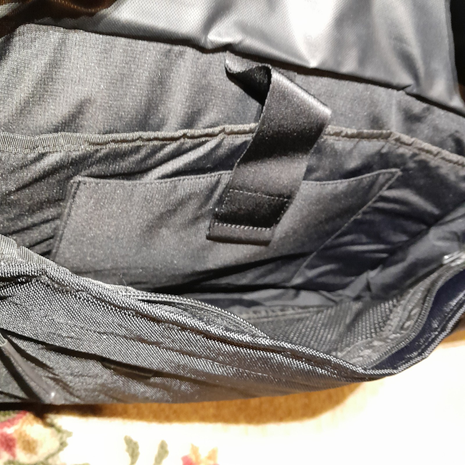 Nike X sportswear Eugene premium Black Messenger Bag With Strap READ DESCRIPTION