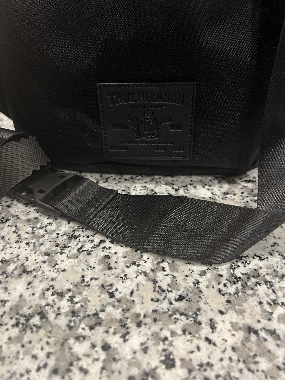 NEW True Religion Men’s Kobe Crossbody Adj Sling Canvas Bag Purse Black