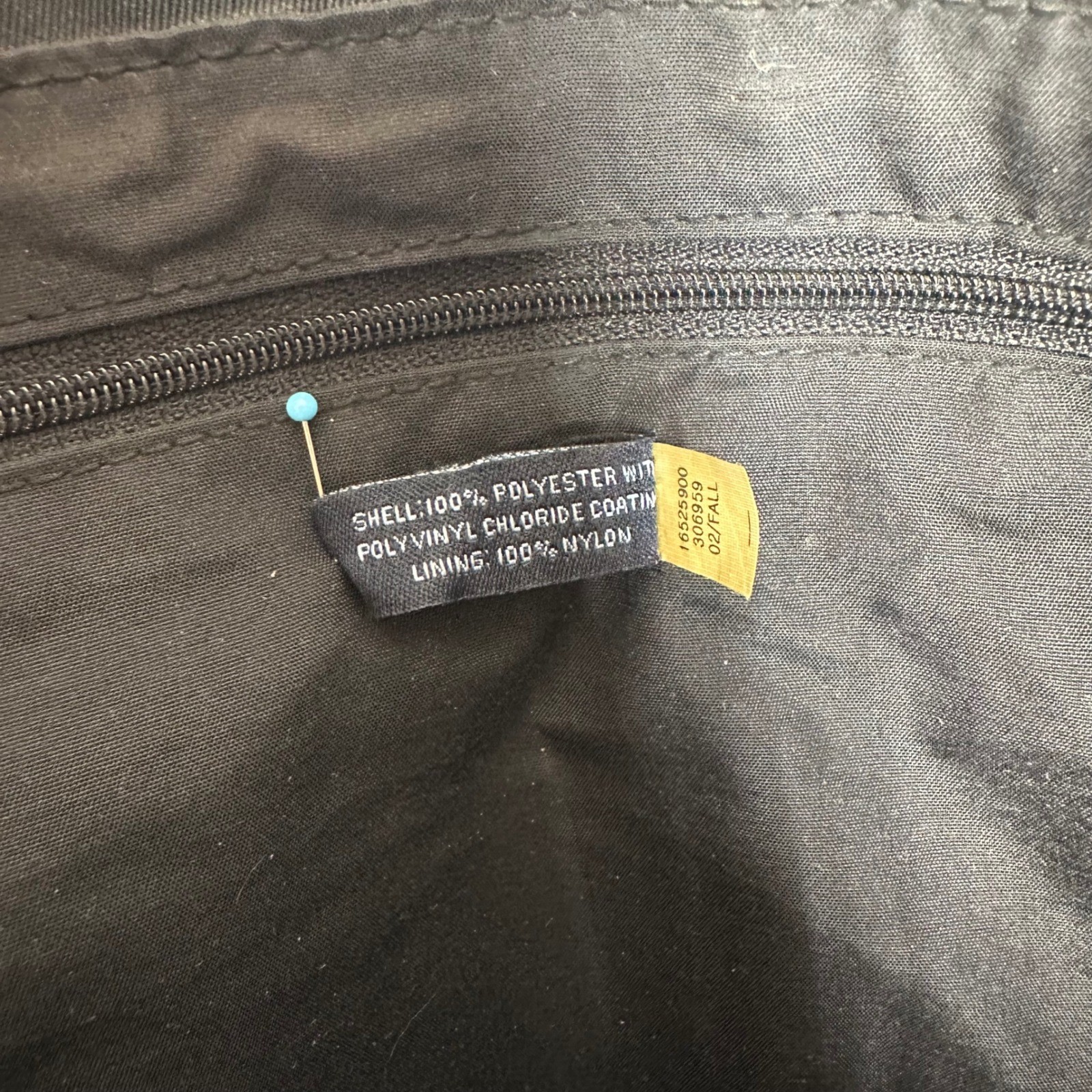 GAP Black Messenger Shoulder Bag Adjustable Strap Flap Nylon Lined