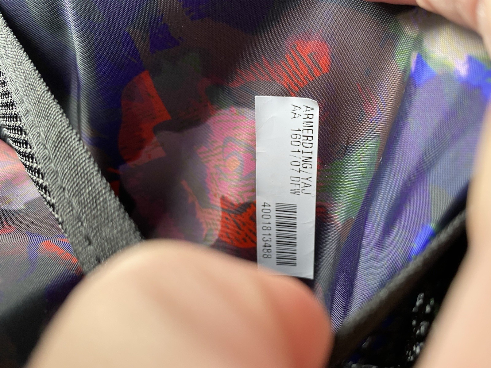 Robert Graham Jedi Sling Bag Navy Blue Crossbody Backpack Floral Lining NWT