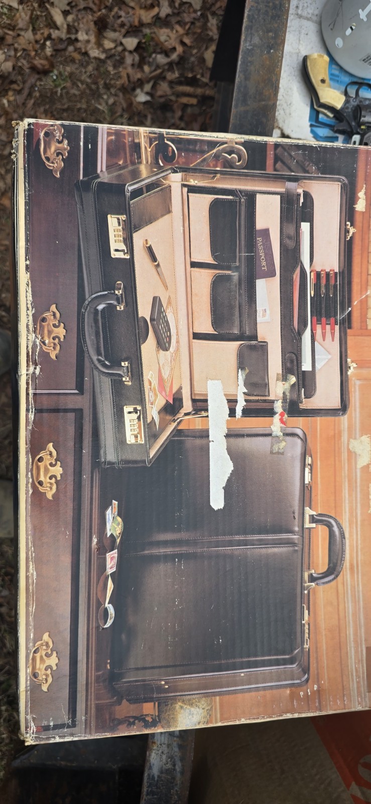 Vintage LA SALLE Heritage Industries Leather Briefcase – New In Box – Thailand