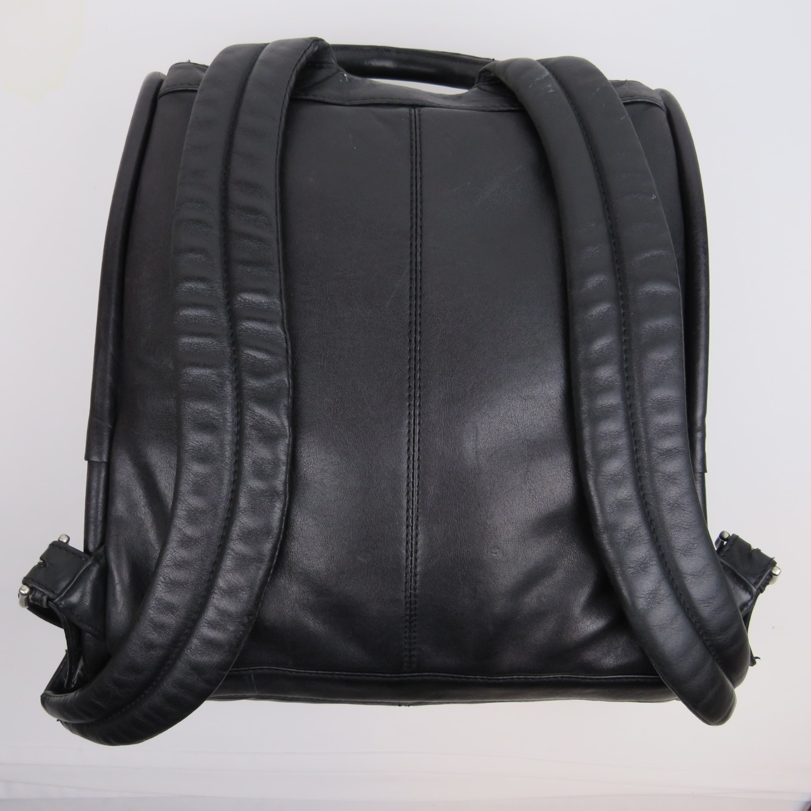 Kenneth Cole Black Leather Backpack Zipper Flap Padded Adjustable Straps Roomy
