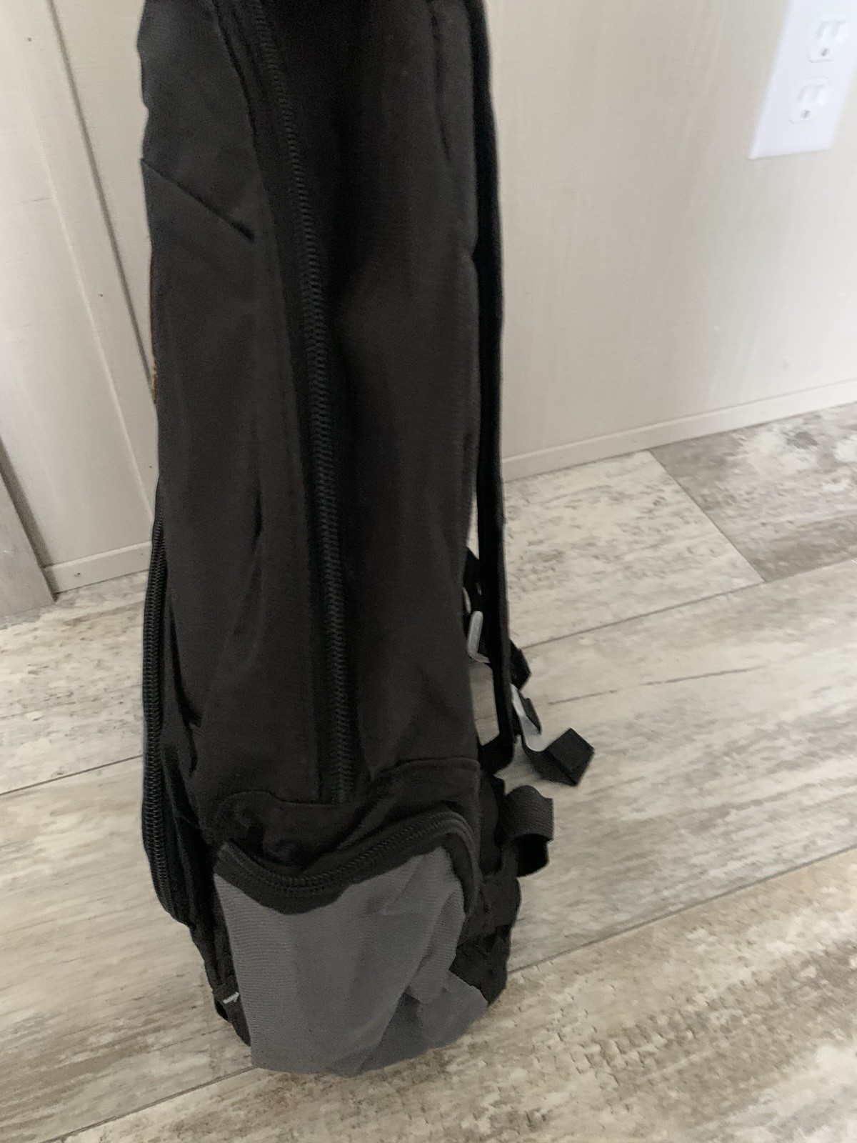 Trail maker Heritage Collection Backpack 16″ x 10″ Laptop Holder S7-11