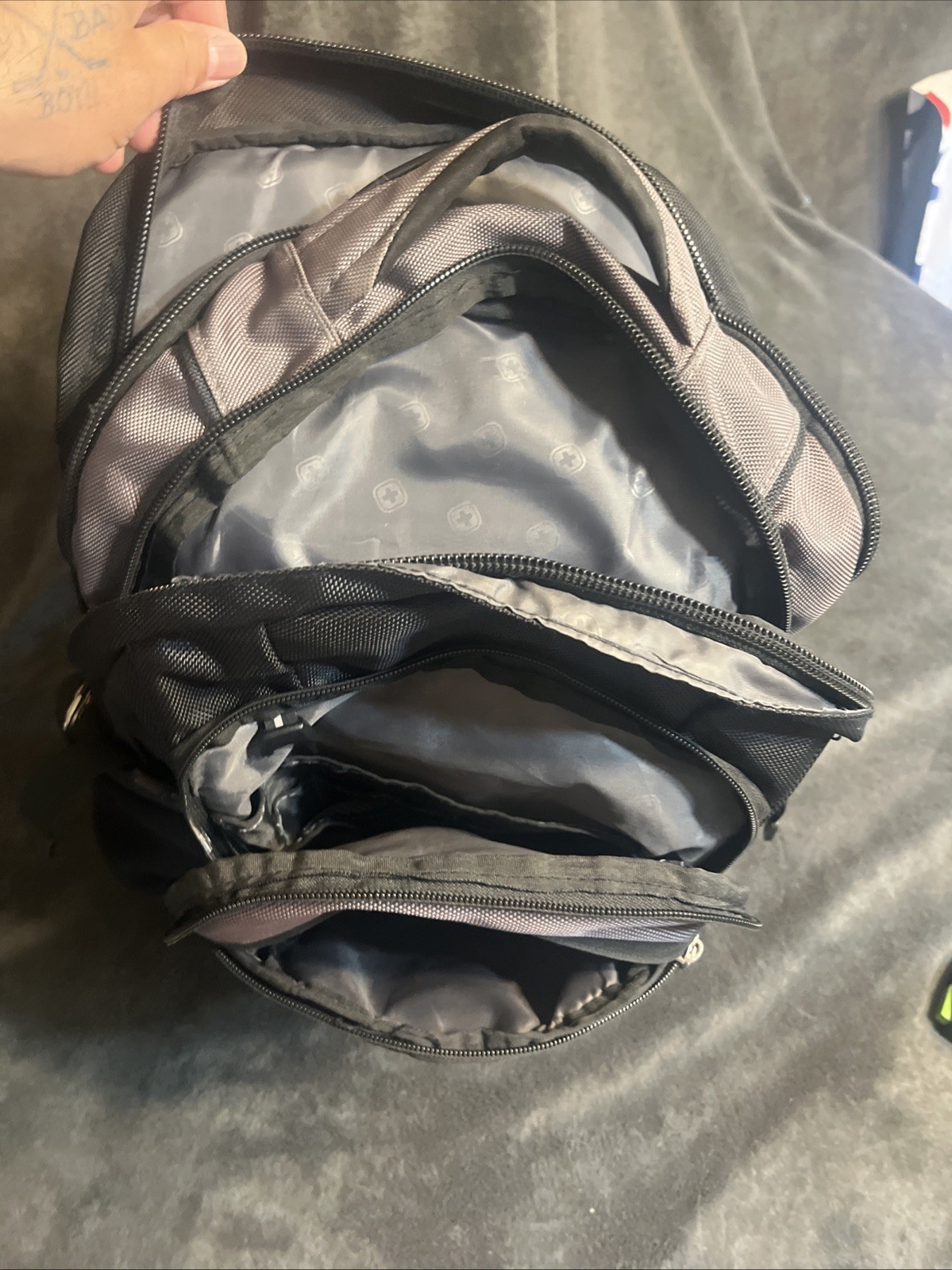 SWISSGEAR Model 9275 18”x12”x7” Backpack Laptop Case Airflow With Media Pocket