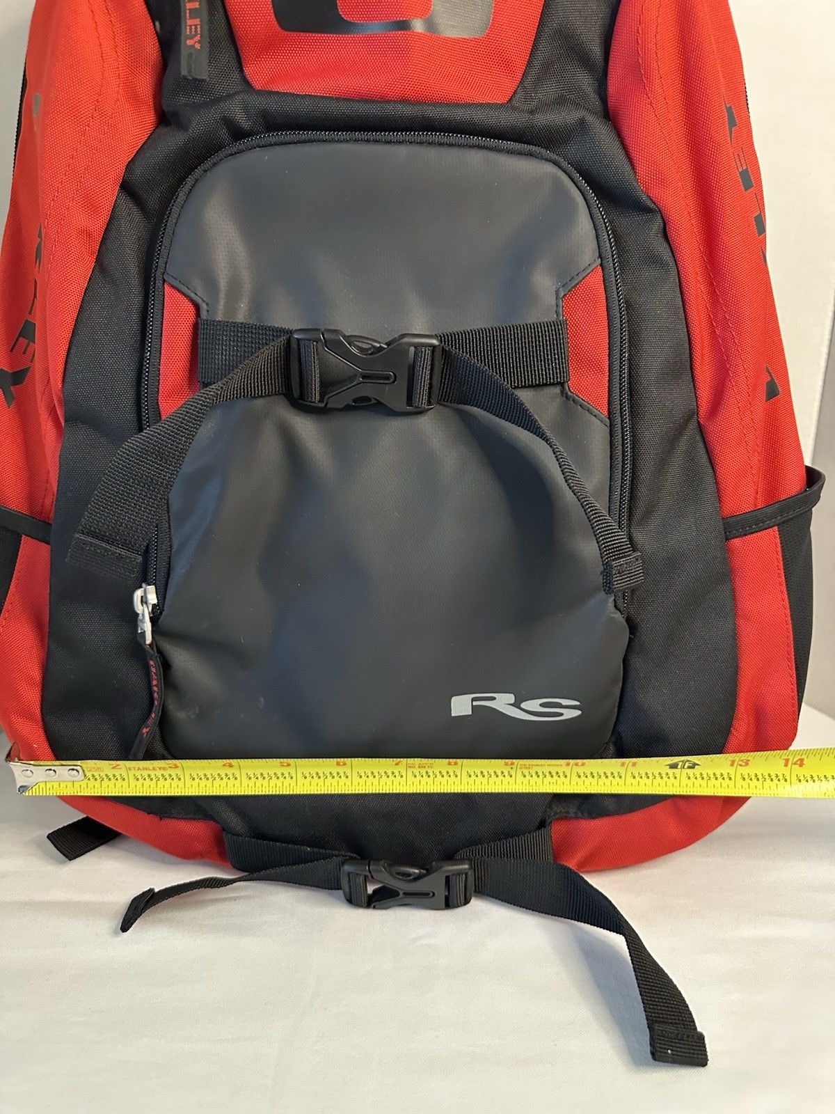 Oakley Backpack Red/Black with Padded Back Panel & Front Pocket N/W/T (Defects)