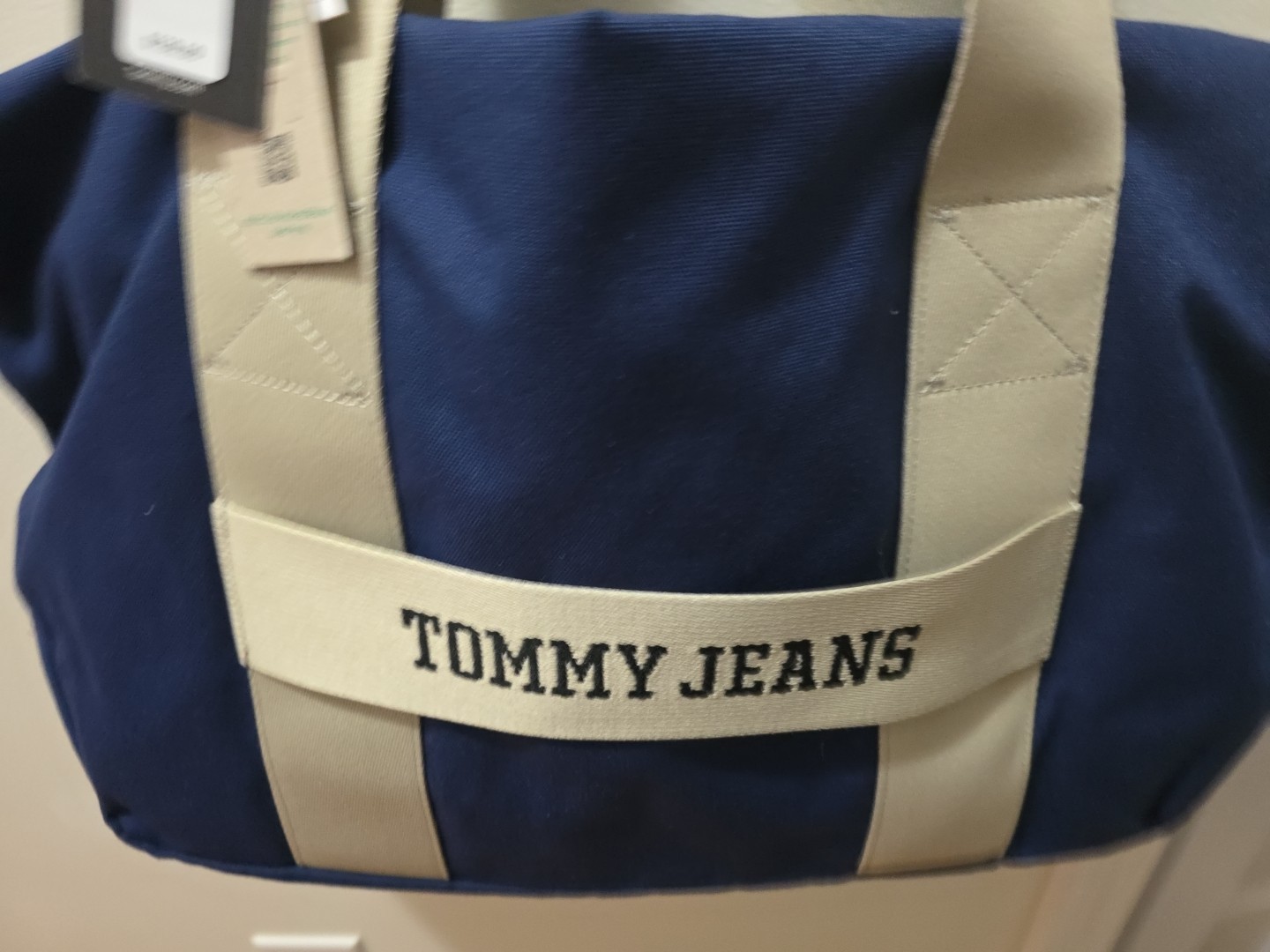 Tommy Jeans Retro Cool Duffle Bag, New