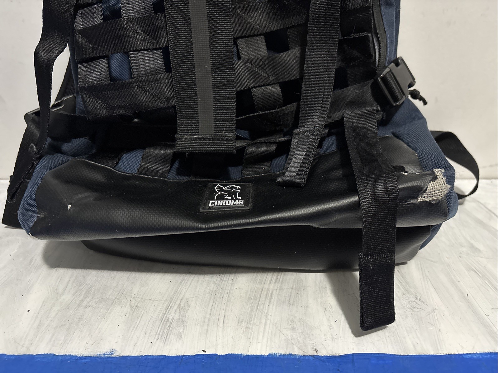 CHROME INDUSTRIES BACKPACK BARRAGE BG-163 Used Worn Rip