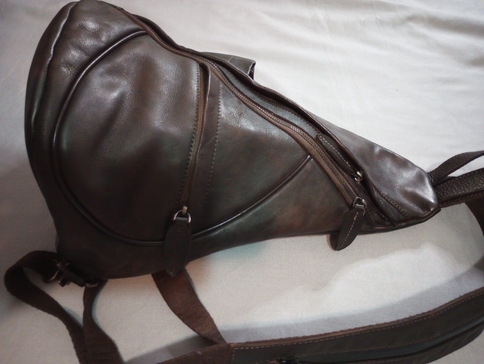 IVTG Genuine Leather Sling Bag Backpack Crossbody Chest Unisex