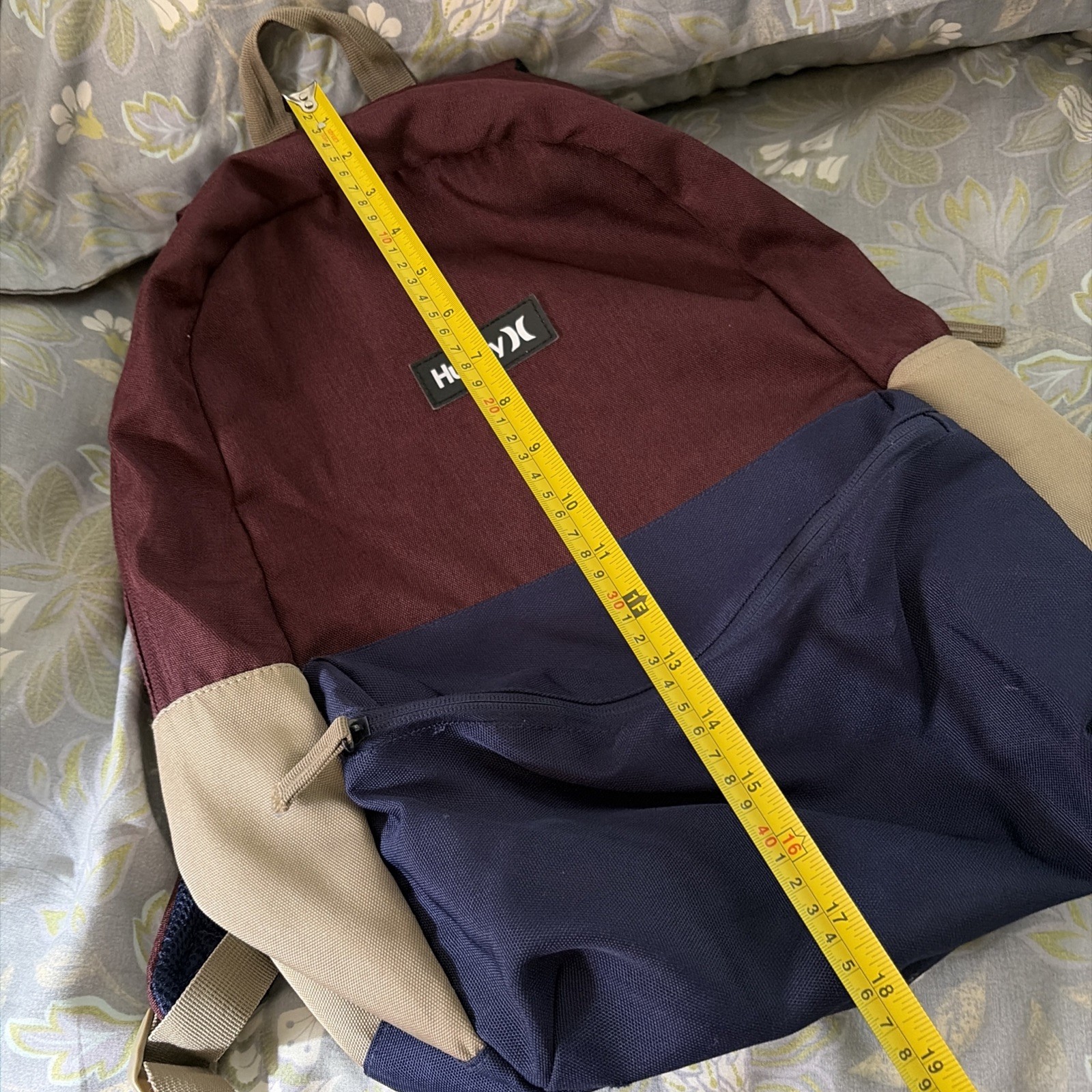 Hurley Backpack Maroon/Navy/Tan Zipper Adjustable Straps XL Capacity R62