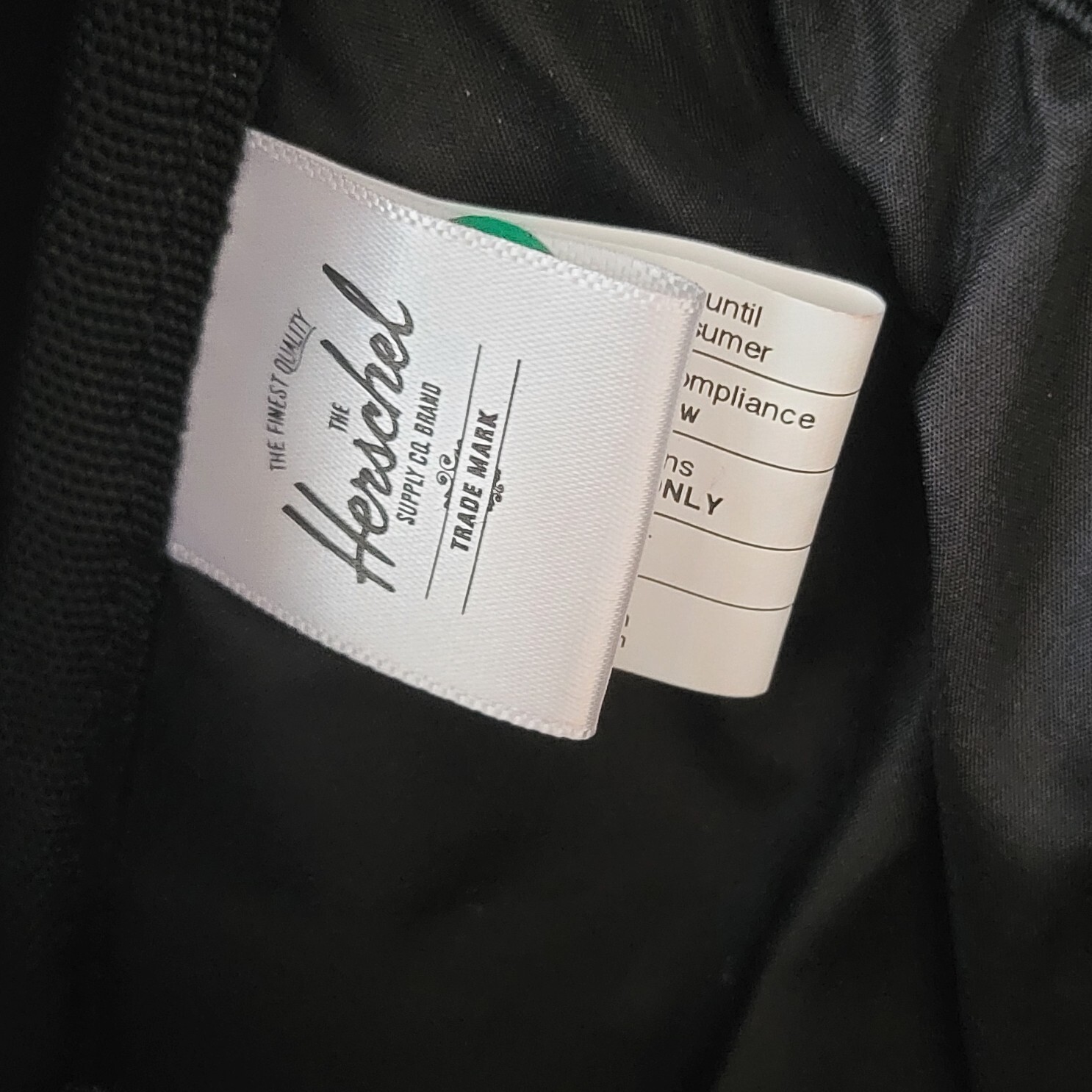 Herschel Backpack Winlaw Abstract Geometric Multicolor 13″ Laptop Slot NWT