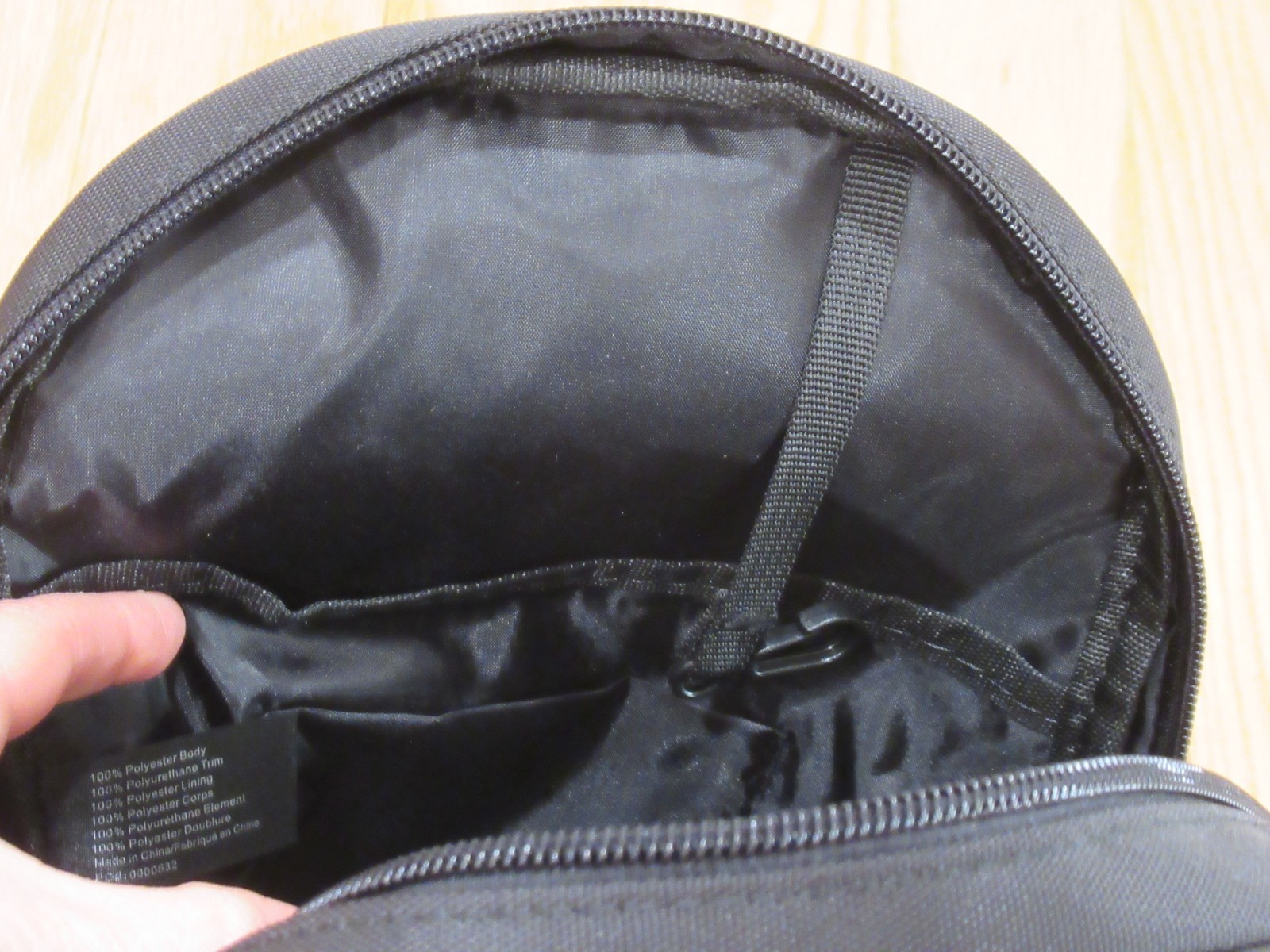 True Religion Mens Sling Crossbody Bag Black ~~BRAND NEW WITH TAG~~