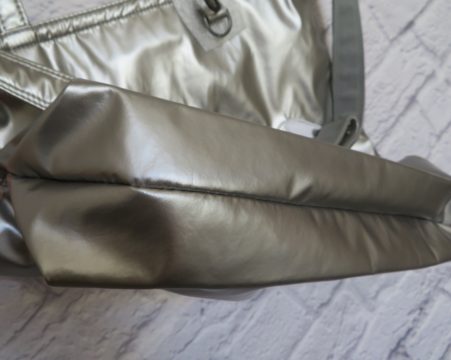 Undercover Jun Takahashi GU Silent Noise Silver Tote Bag NWT