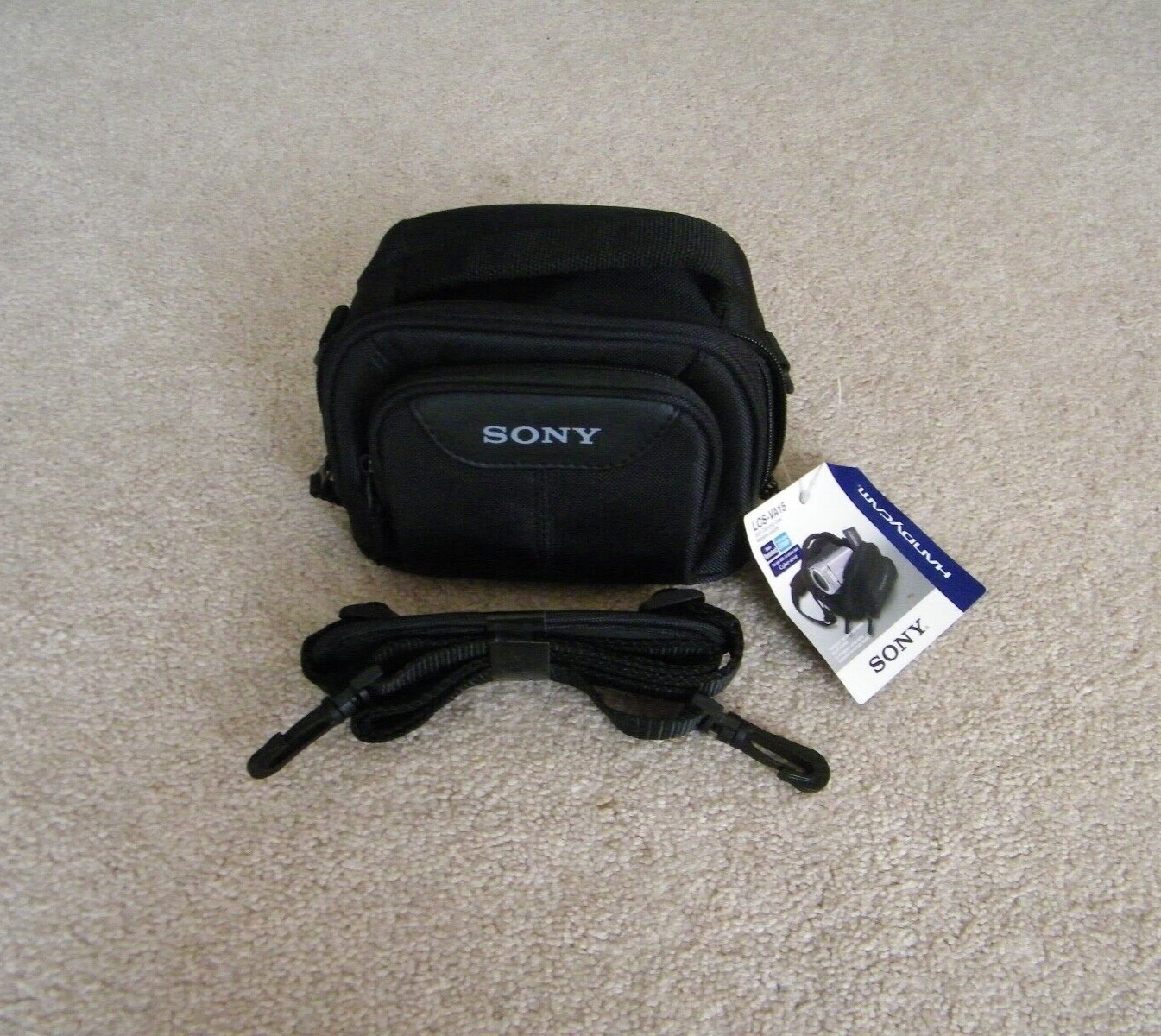 SONY LCS-VA15 HANDYCAM Case, Includes Shoulder Strap, Brand New With Tags