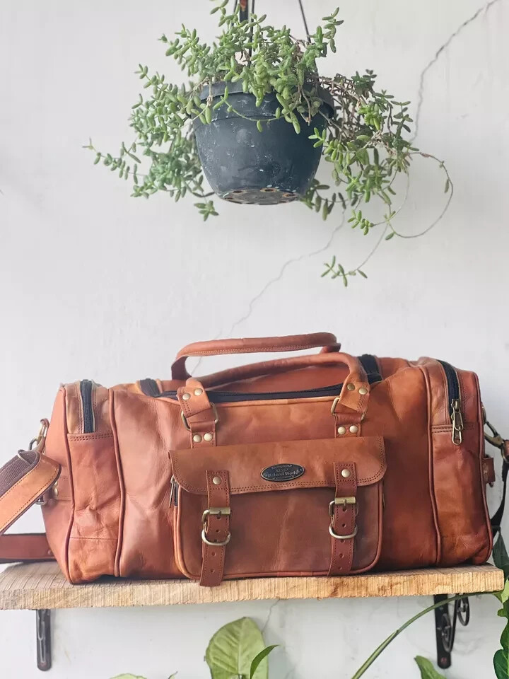 Handmade Oil Finished Leather Duffel bag Travel For Men And Women