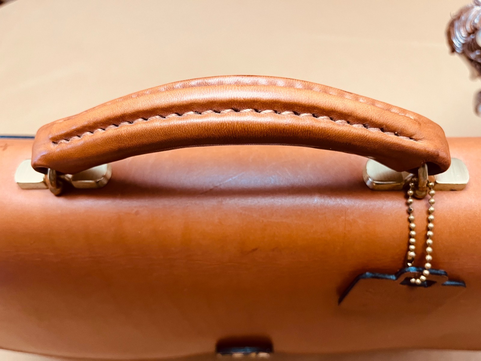 SCHLESINGER BROTHERS English Tan Heavy Leather Briefcase / Lawyer Bag – USA