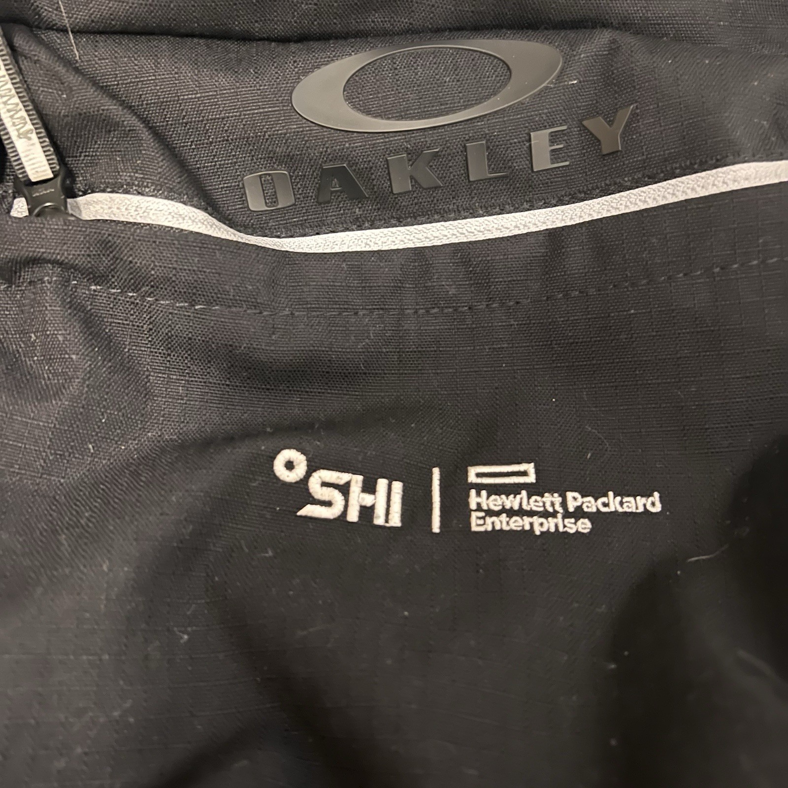 Oakley 23L Utility Backpack Black In Color