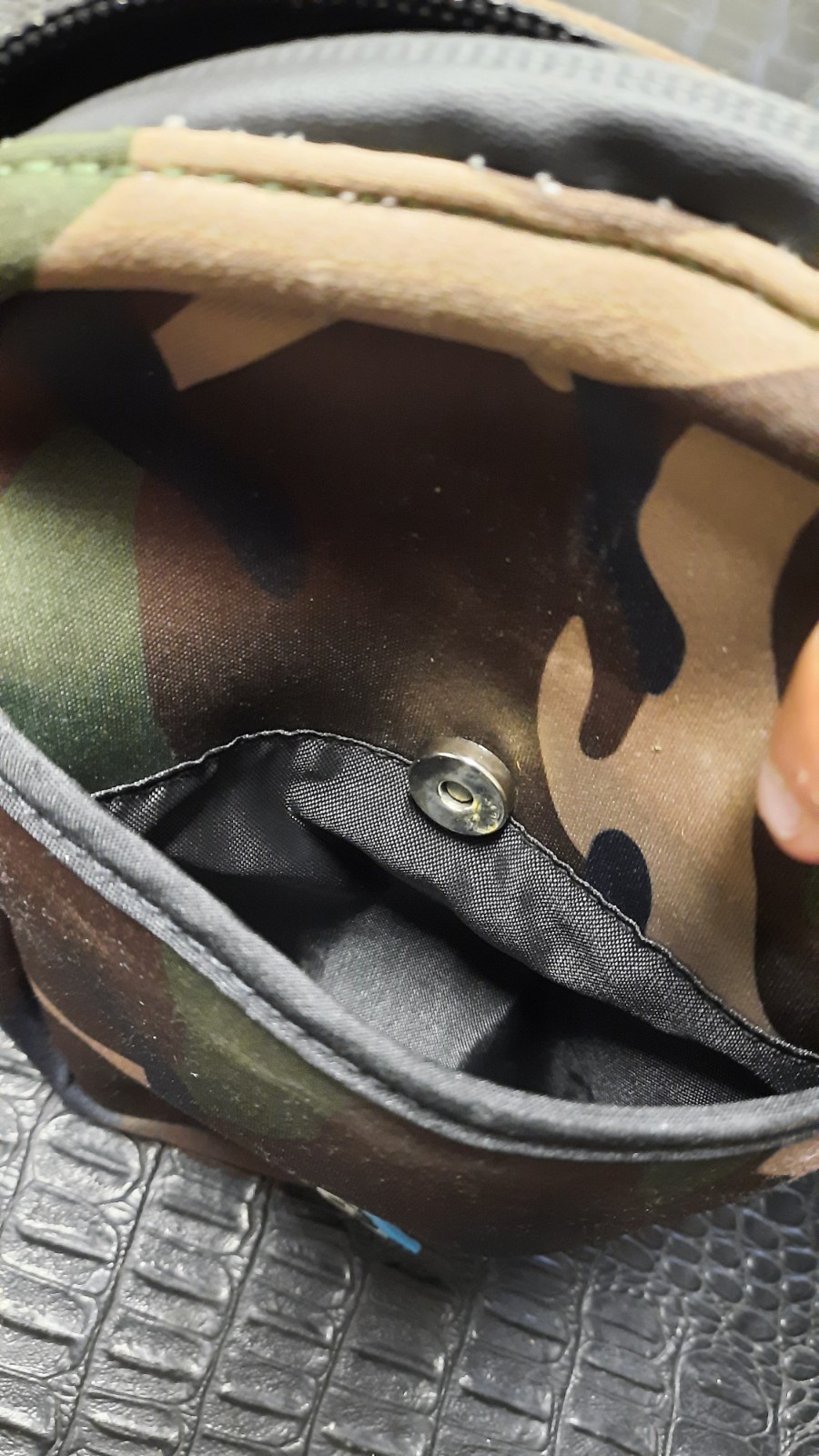 cookies sf shoulder bag