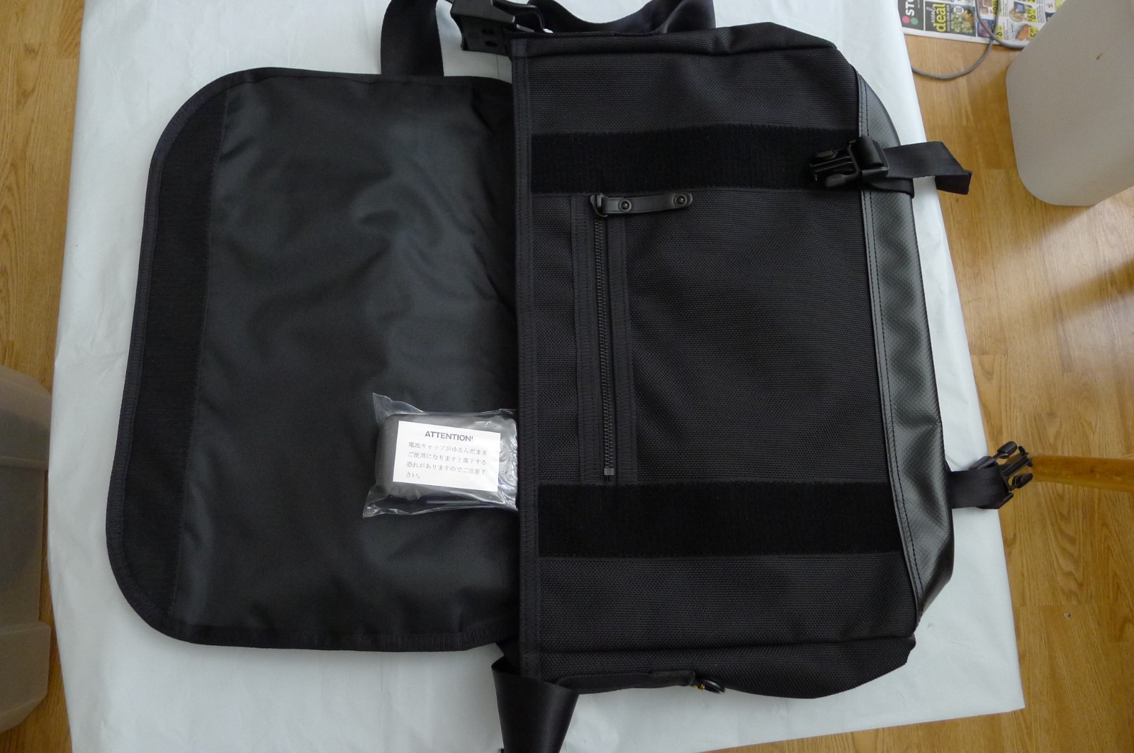 Porter Heat Messenger bag new with tag size Large US seller