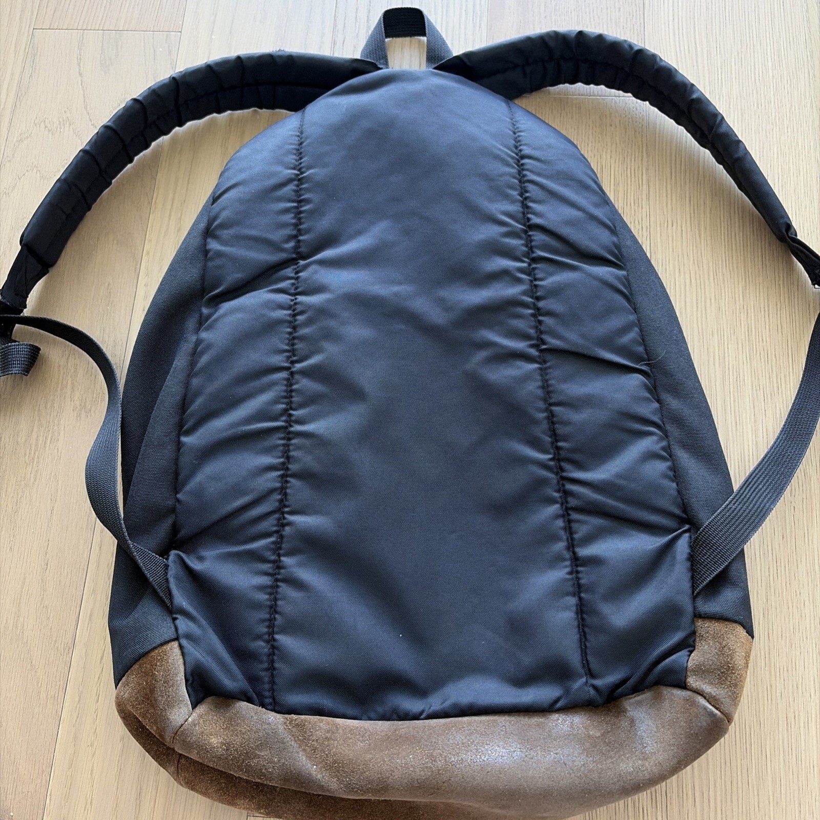 Jansport Suede Bottom Back Pack Solid Black Vintage Backpack (See Photos)