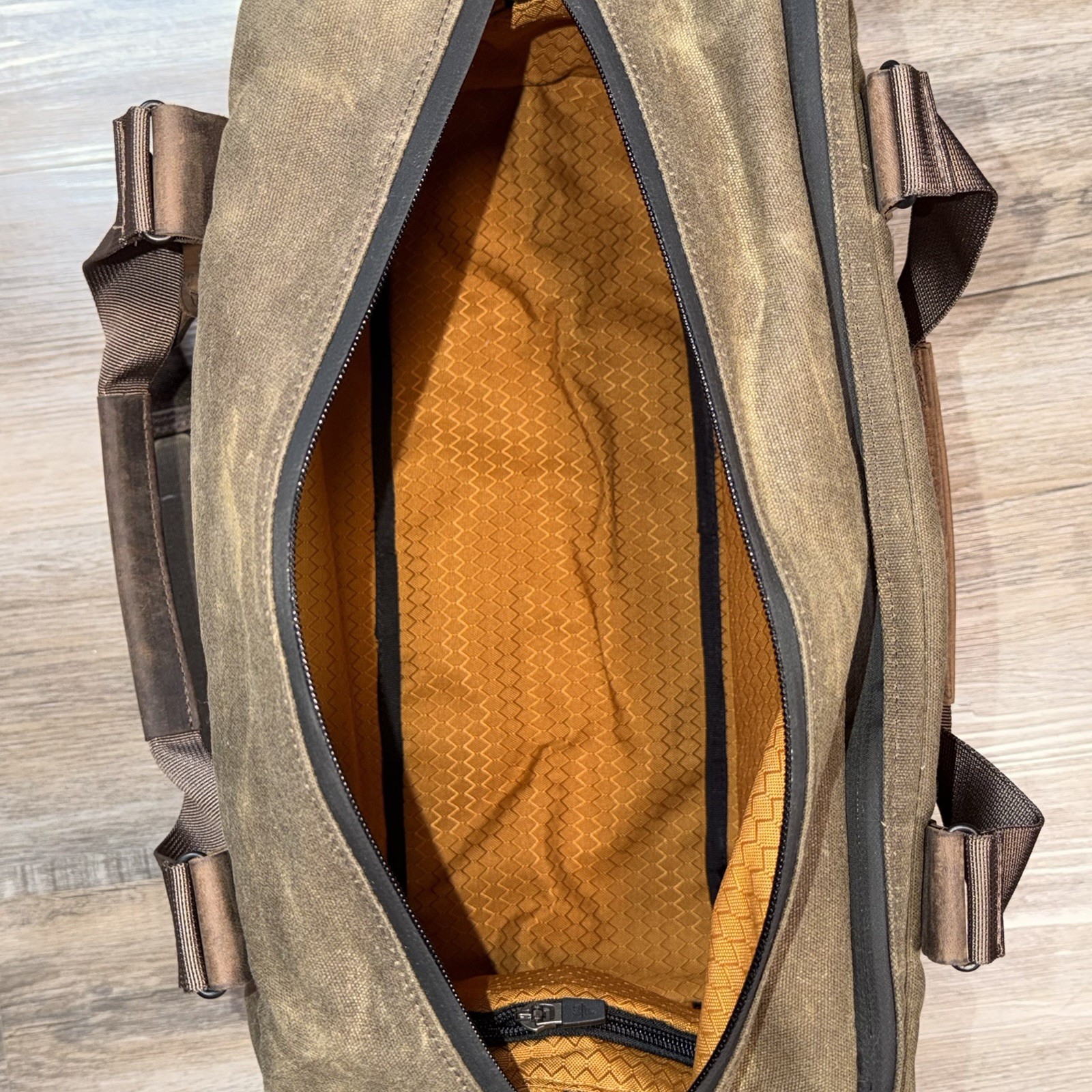 WaterField Designs Atlas Executive Athletic Holdall Waxed Canvas Premium Leather