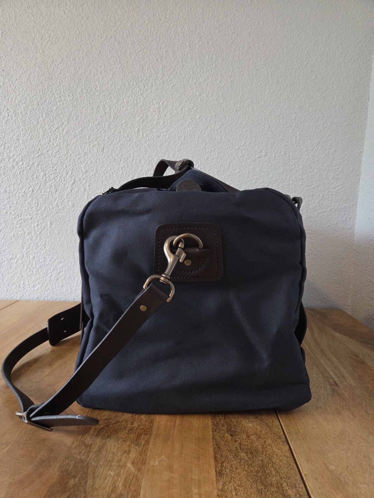 Filson Rugged Twill Medium Duffle Bag | NWT | Navy | Made in USA | MSRP $599