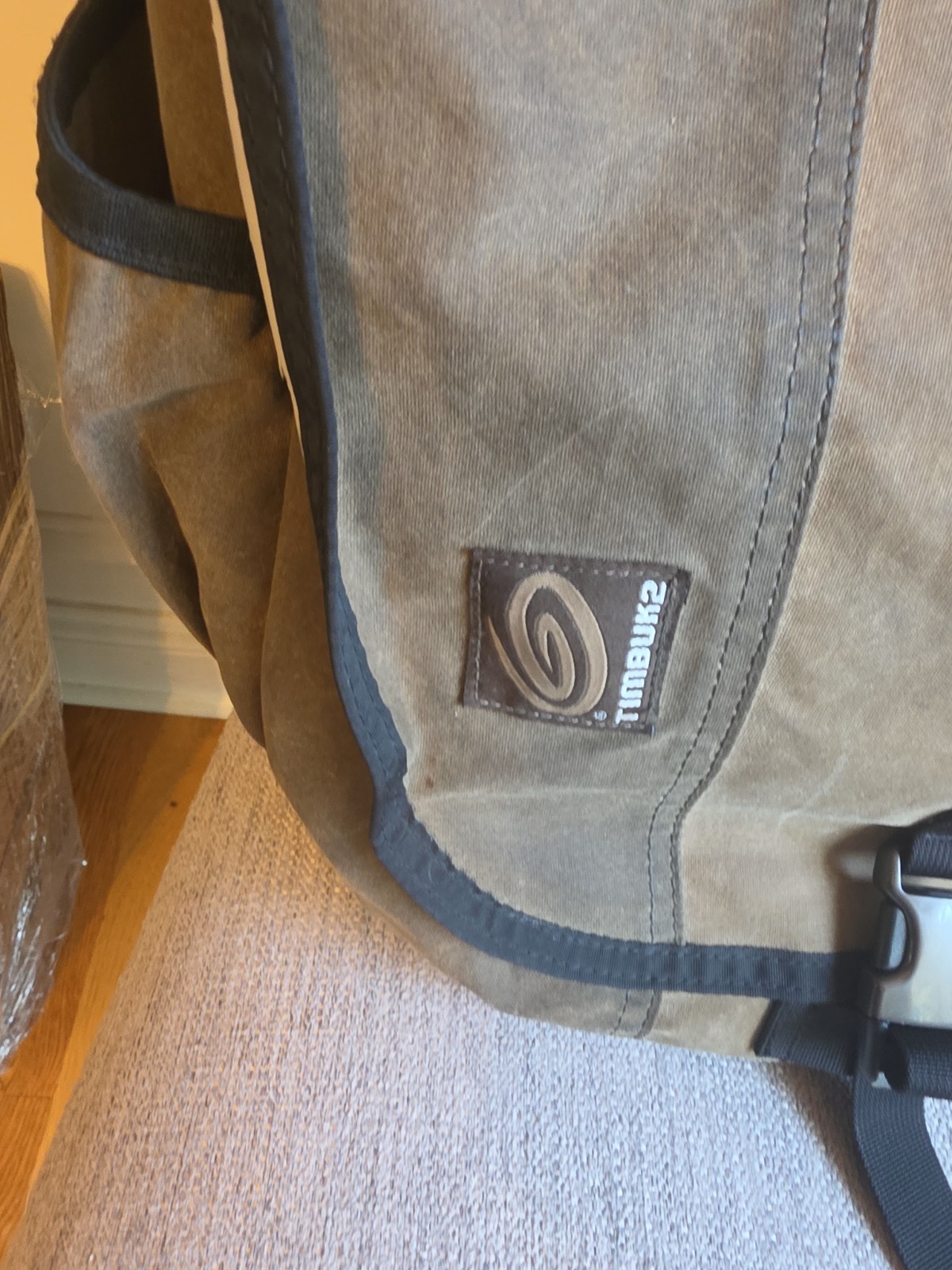 Timbuk2 Tan and Brown Convertible Waxed Canvas Backpack Messenger Briefcase Bag