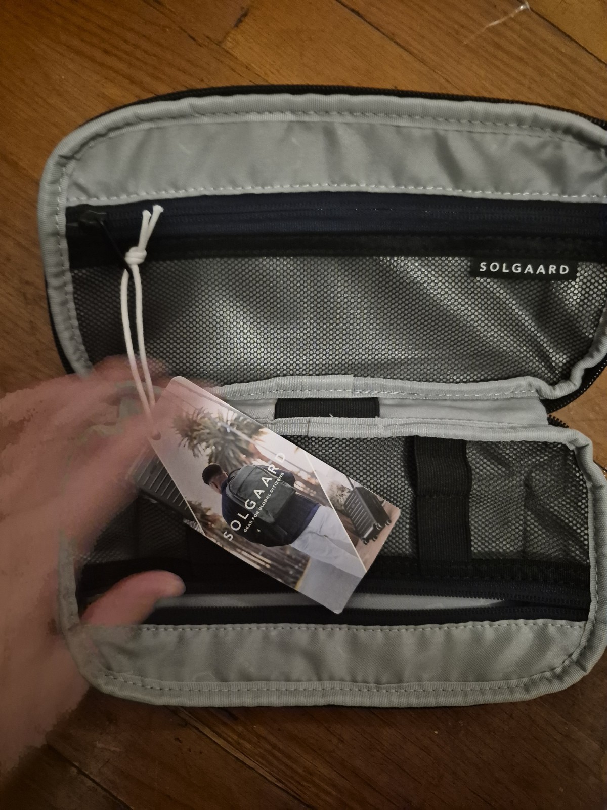 Solgaard Lifekit Travel Organizer Luggage Gear Navy Zip Pockets Shore-Tex NEW